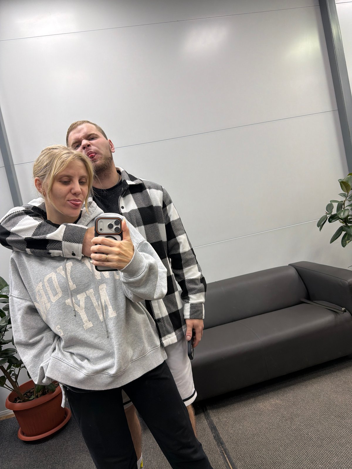 Couple takes playful selfie in Chaikovsky, Russia