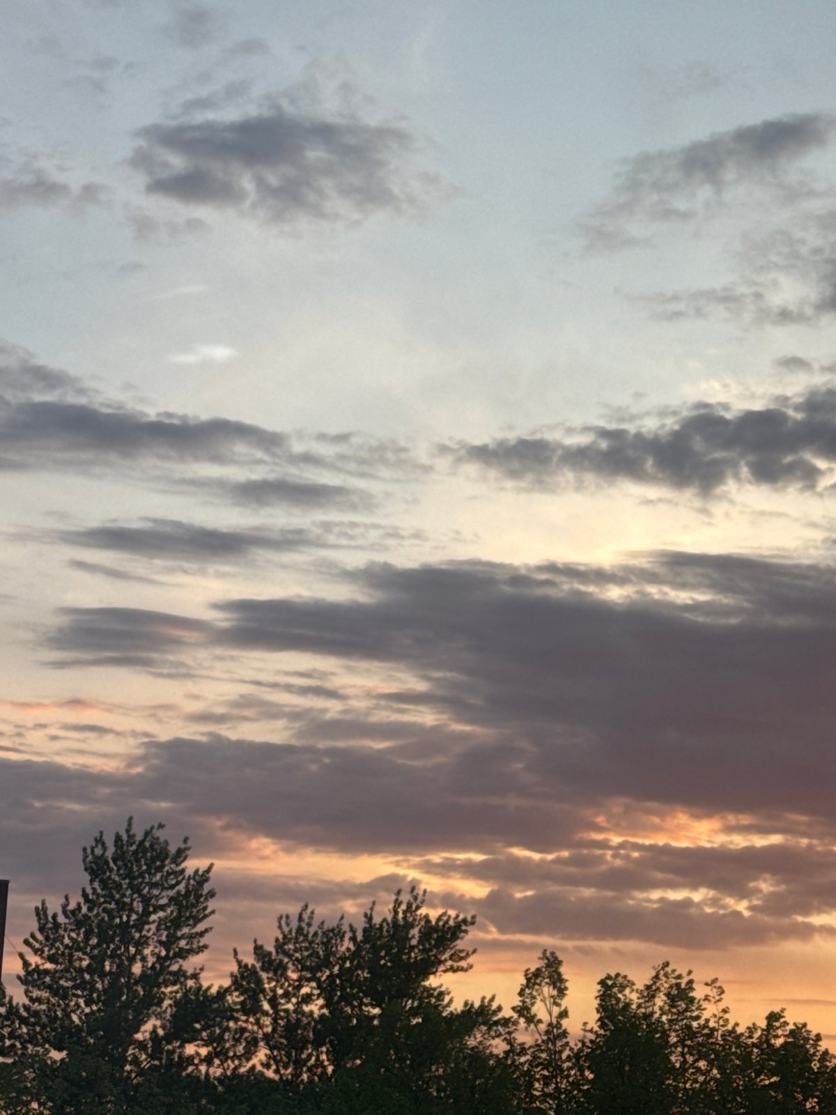 Sunset apartment life documented in Chaikovsky, Russia