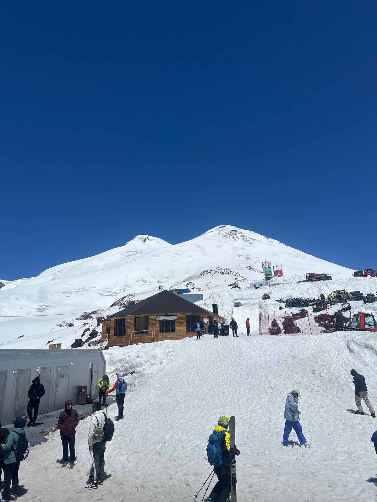 Skiing and sightseeing at the base of Mount Elbrus
