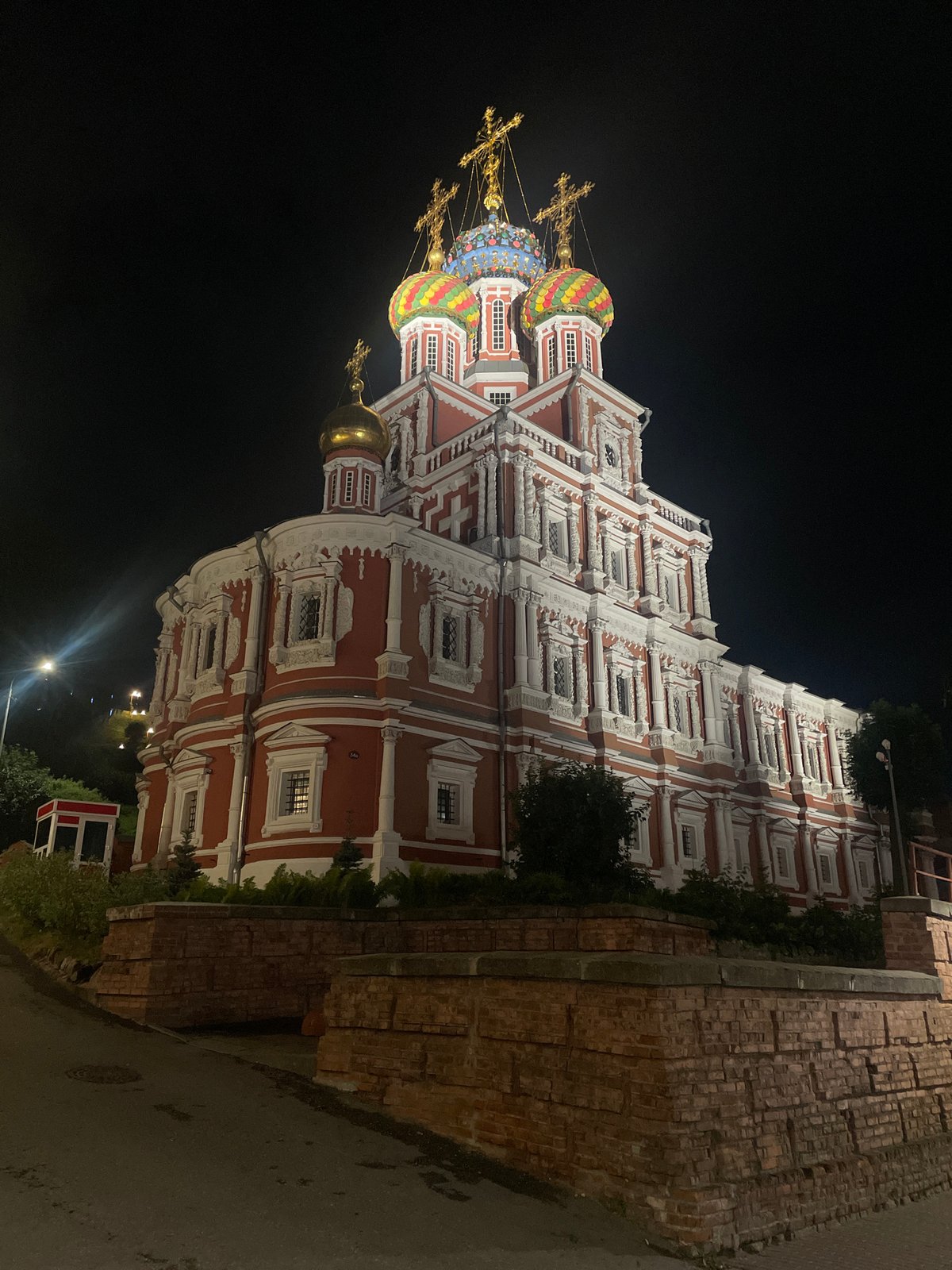 Nizhny Novgorod's historic center lit up at night