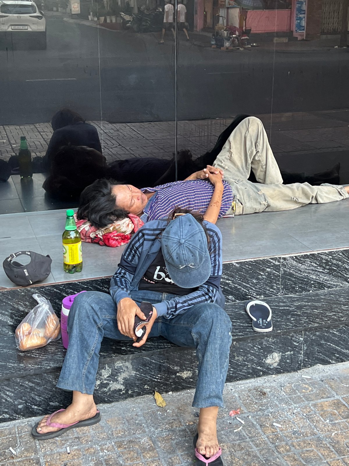 Street-level Nha Trang: markets, restaurants, and city textures