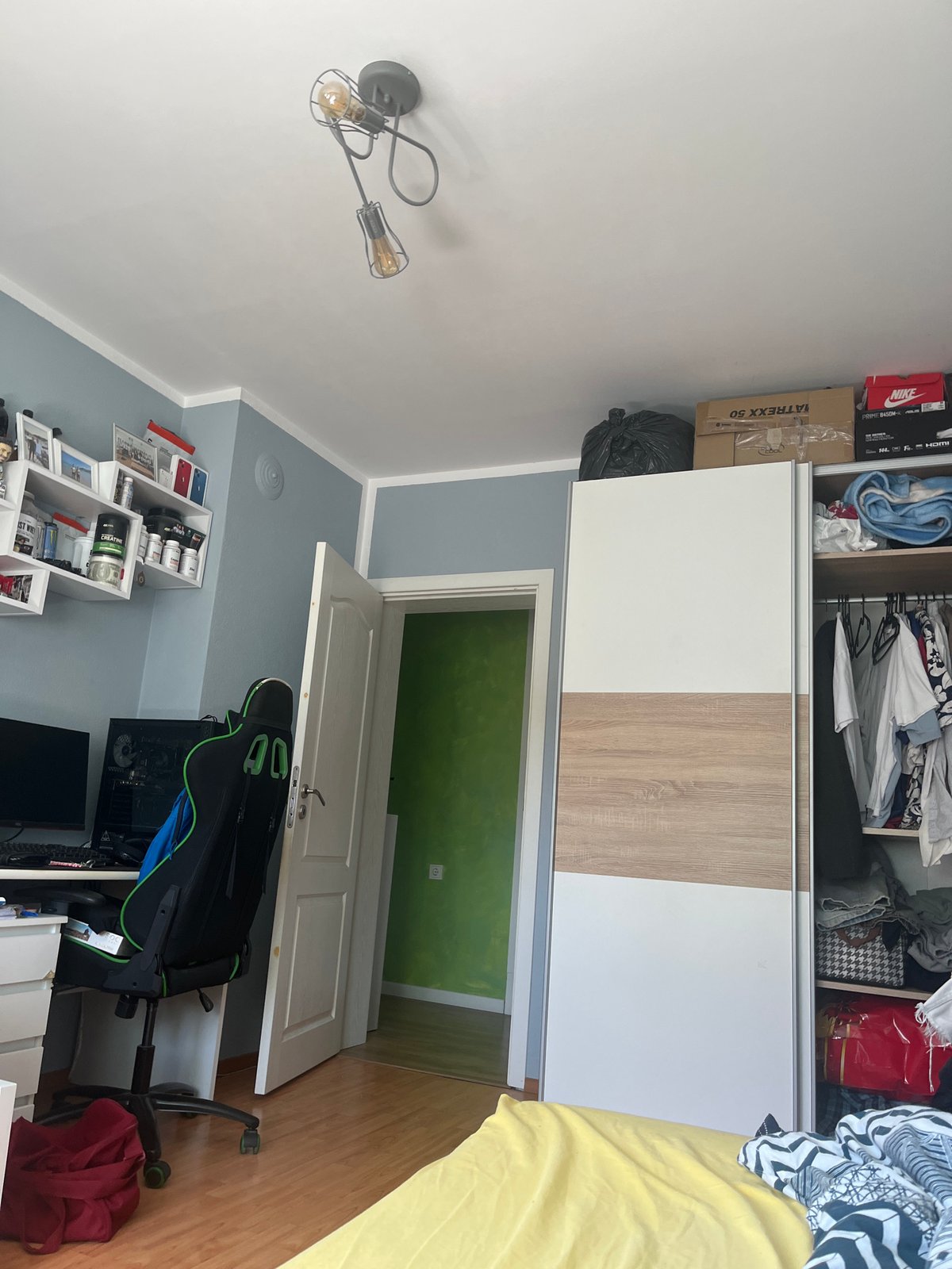 Interior rooms and graphic displays documented in Pokrovnik, Bulgaria
