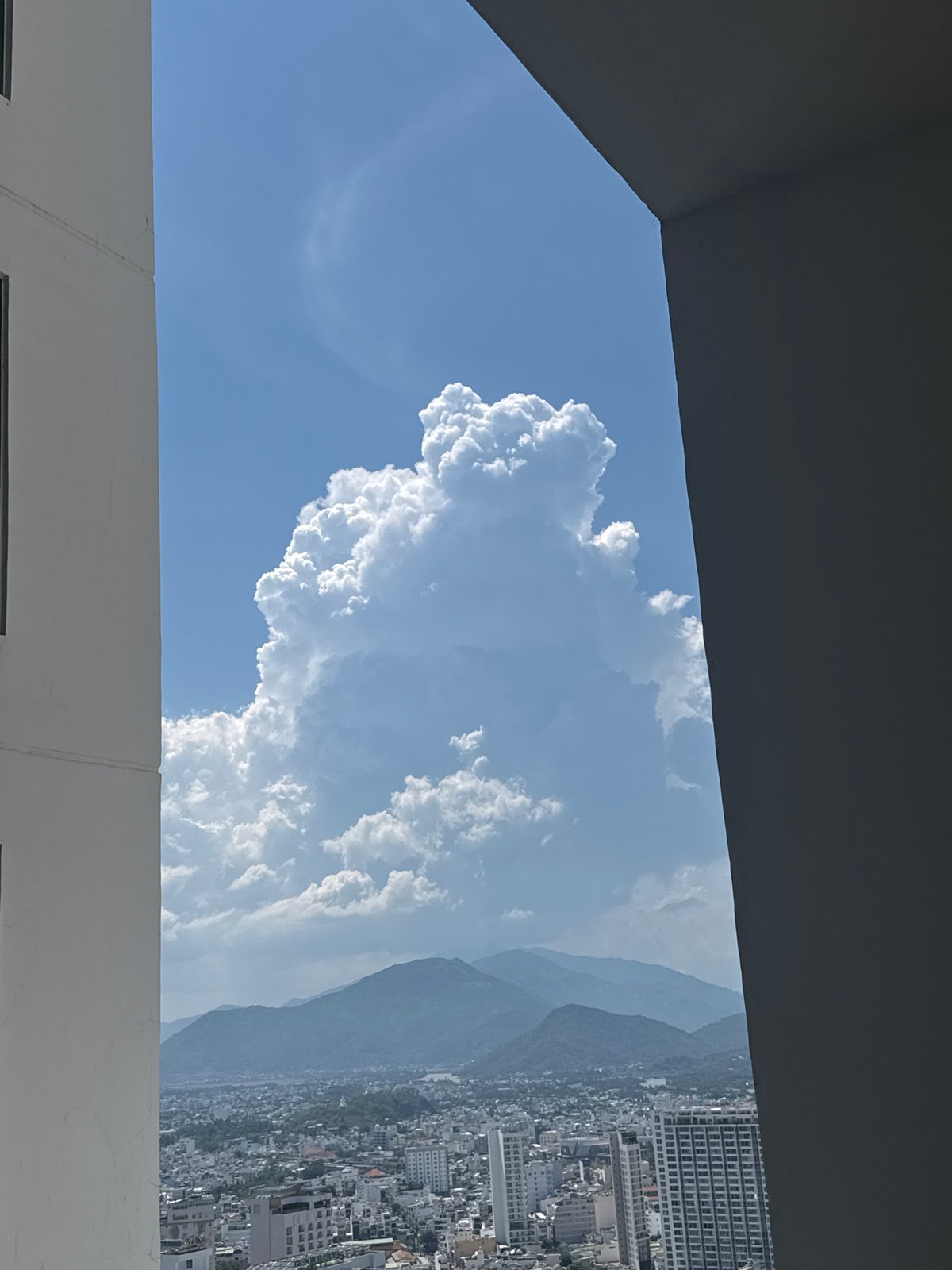 Street food, big skies, and daily life in Nha Trang