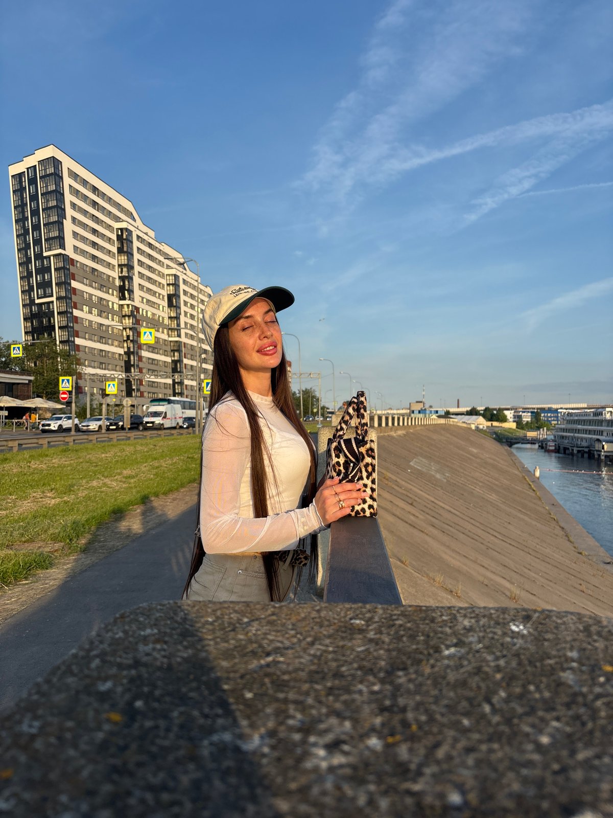 Pleasant evening scenes captured across Saint Petersburg waterfront