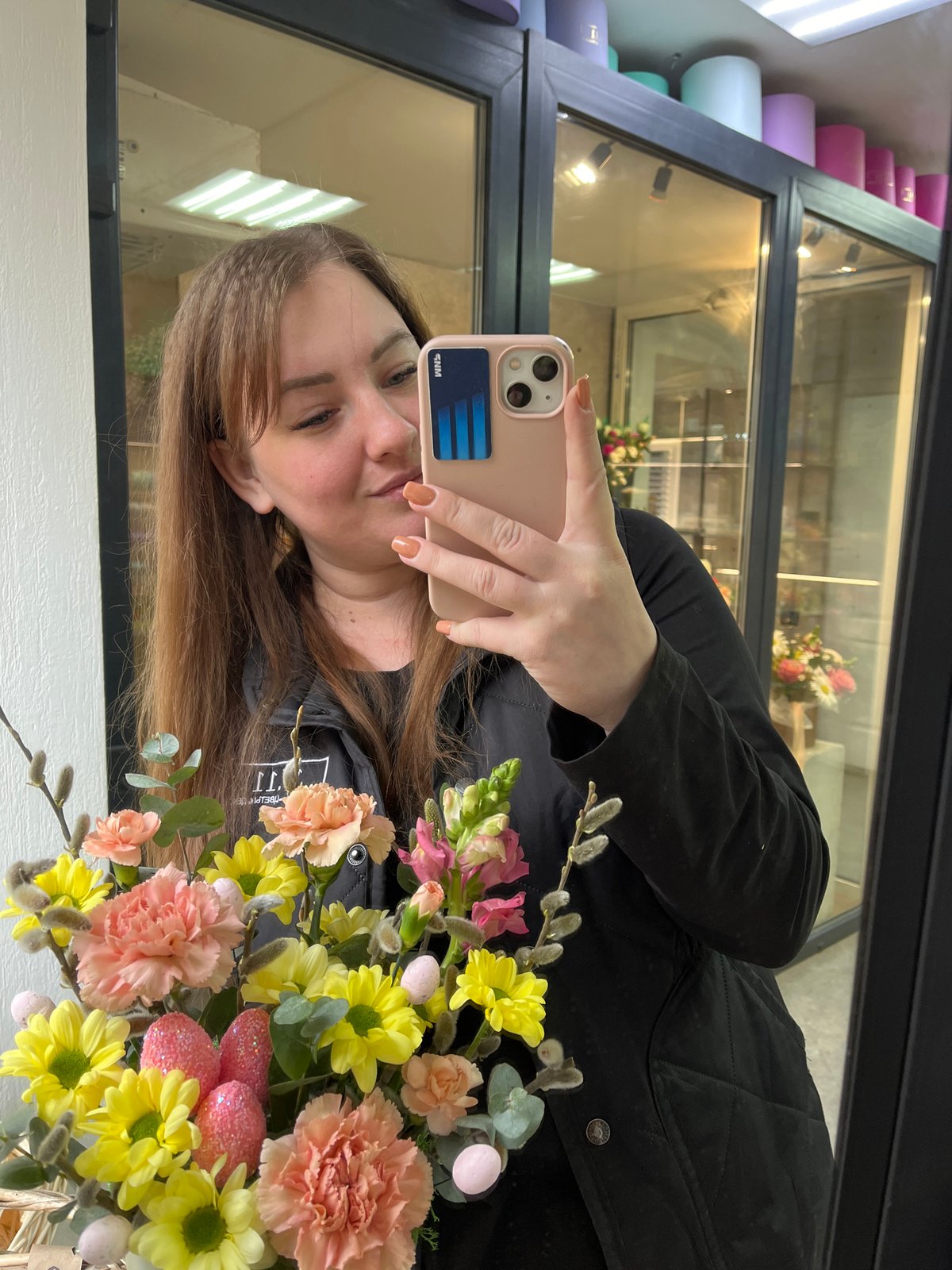 Morning Life Unfolds in Chaikovsky: Selfies, Pigeons, Easter Preparations