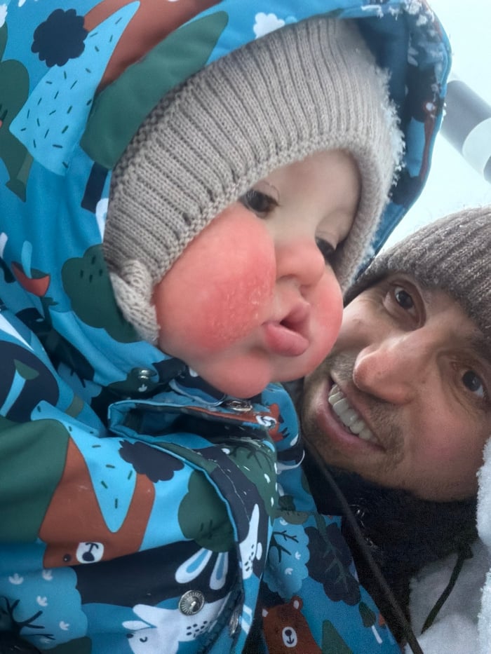 Family enjoys winter sledding outing in snowy Chaikovsky, Russia
