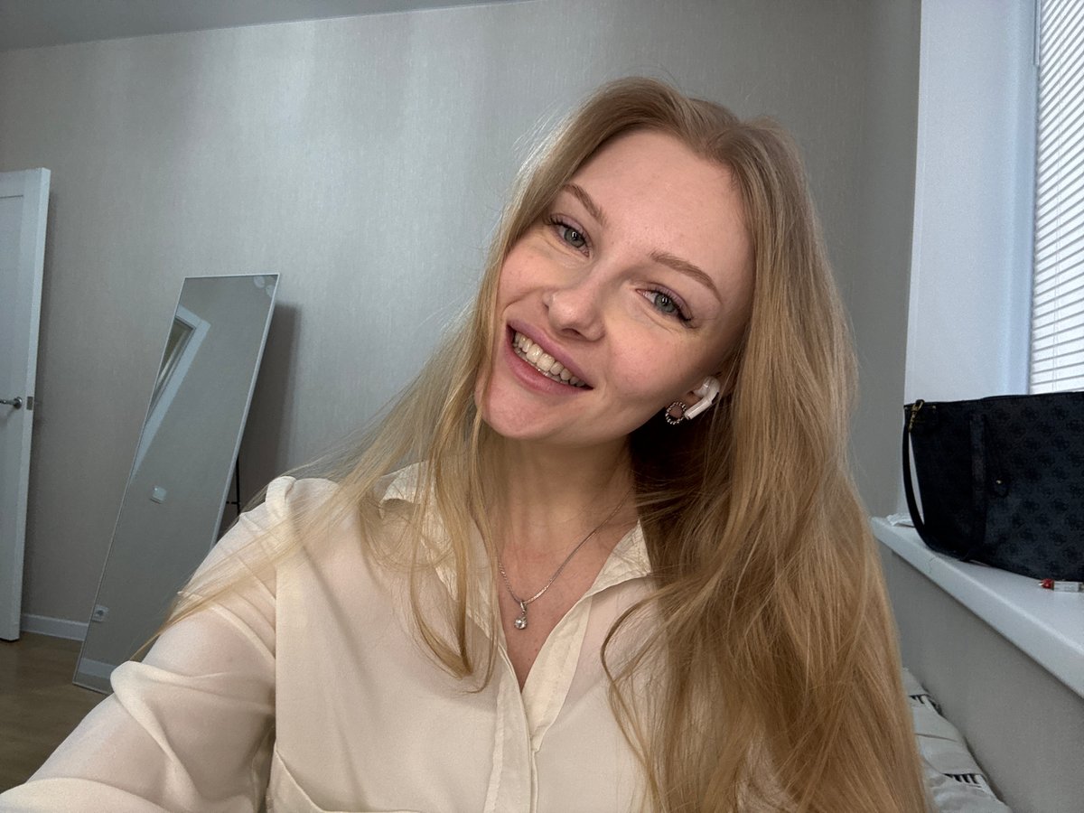 Woman photographed in portrait session in Perm, Russia