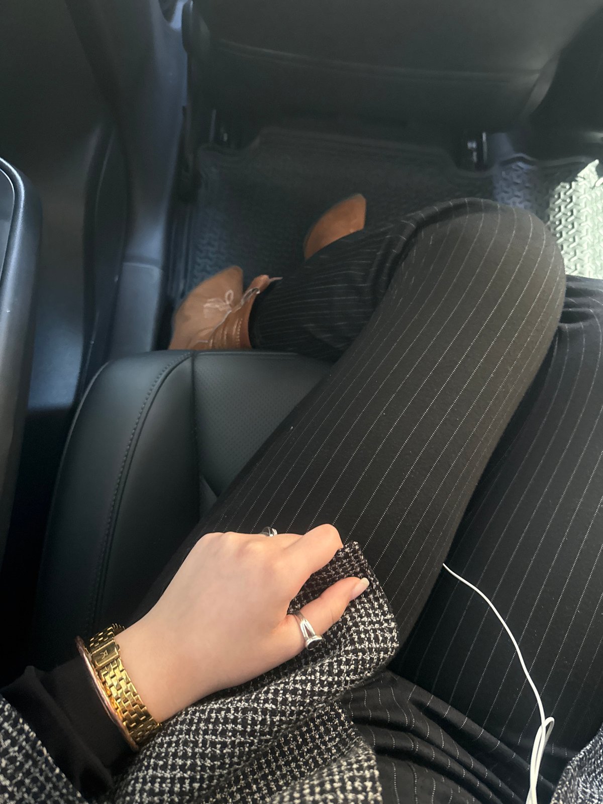 Person in vehicle, handbag contents documented in Yerevan