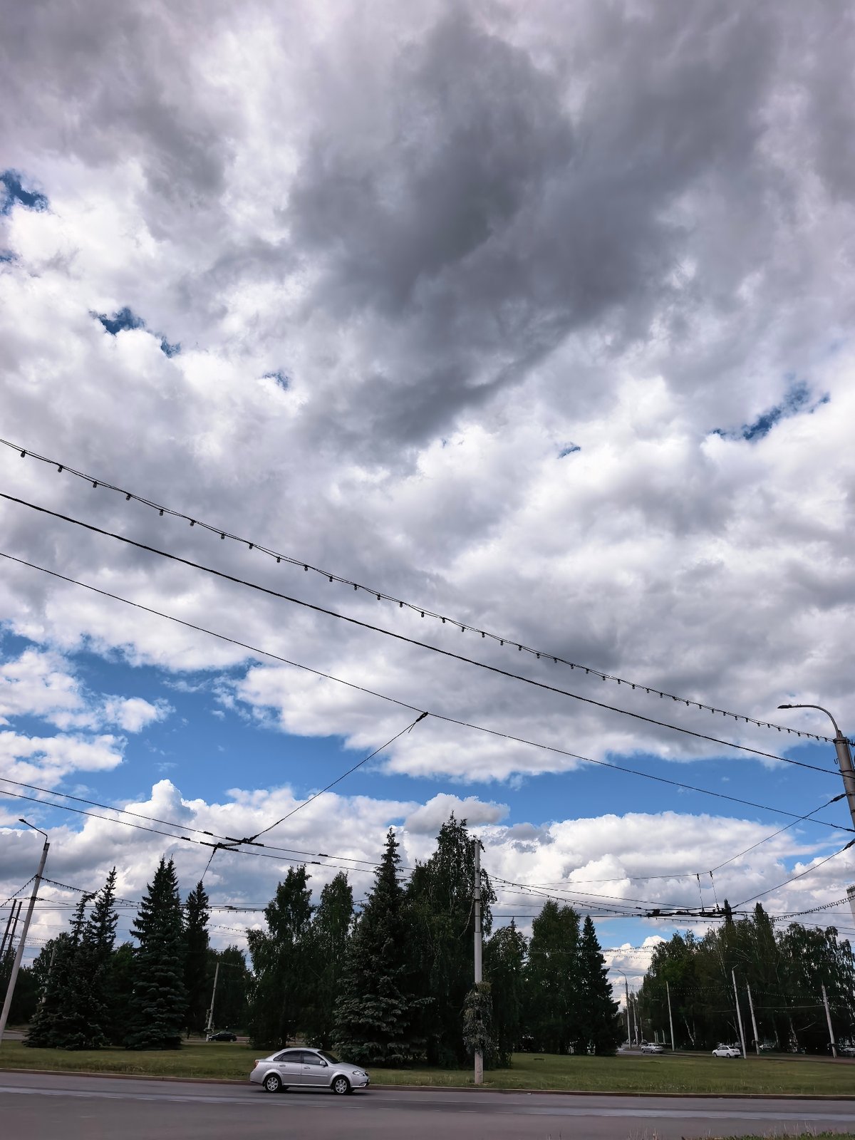 Spring morning scenes documented across Sterlitamak, Russia