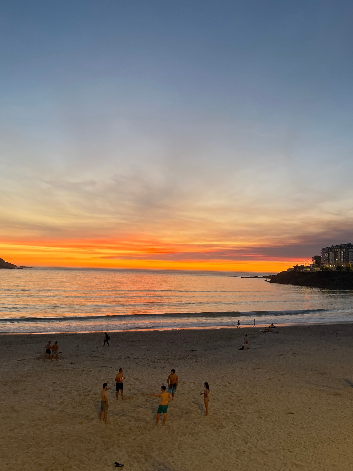 Spectacular sunset draws crowds to A Coruña's Riazor Beach
