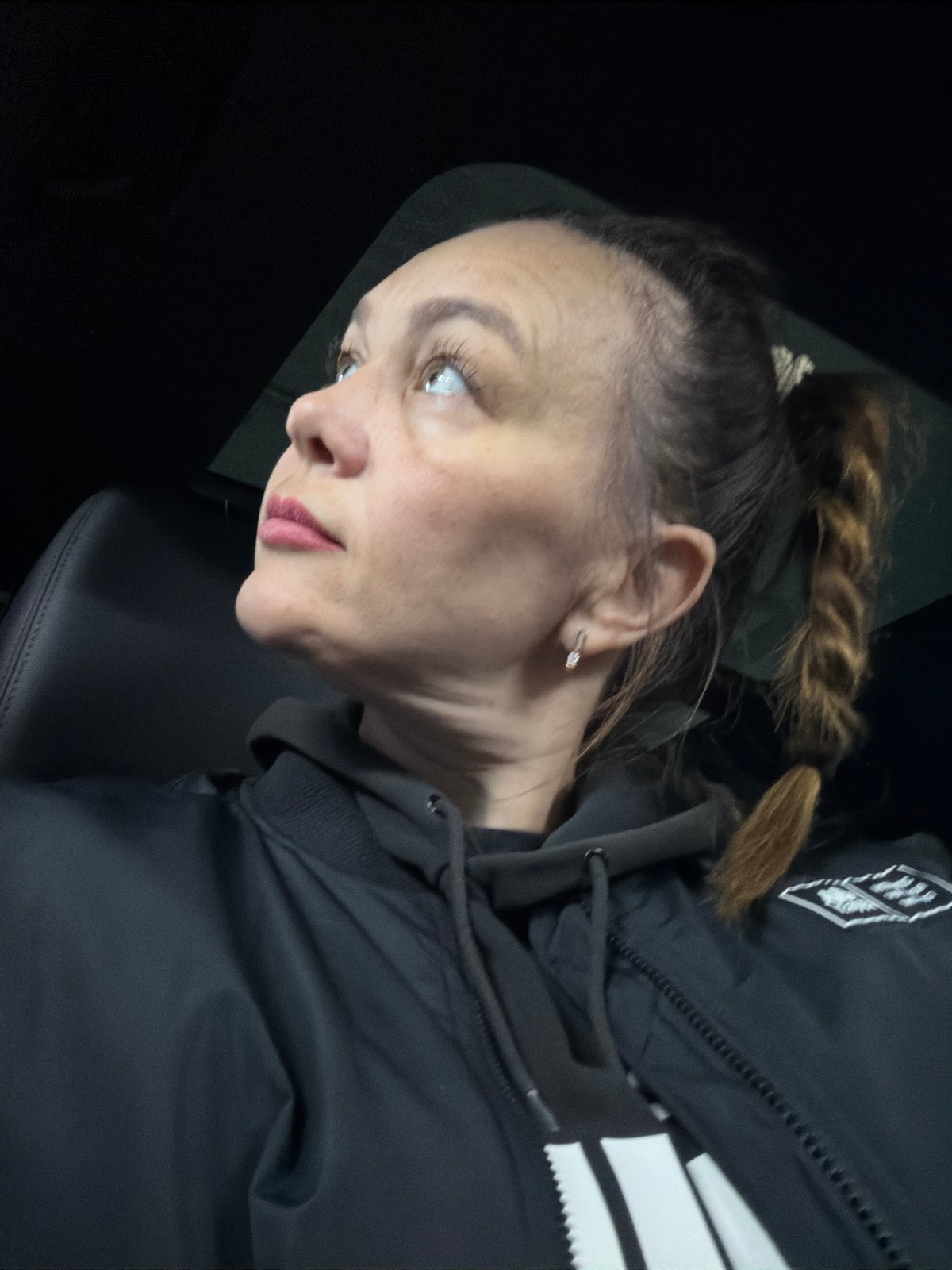 Everyday moments captured in Chaikovsky: car wash, moon, gym selfies
