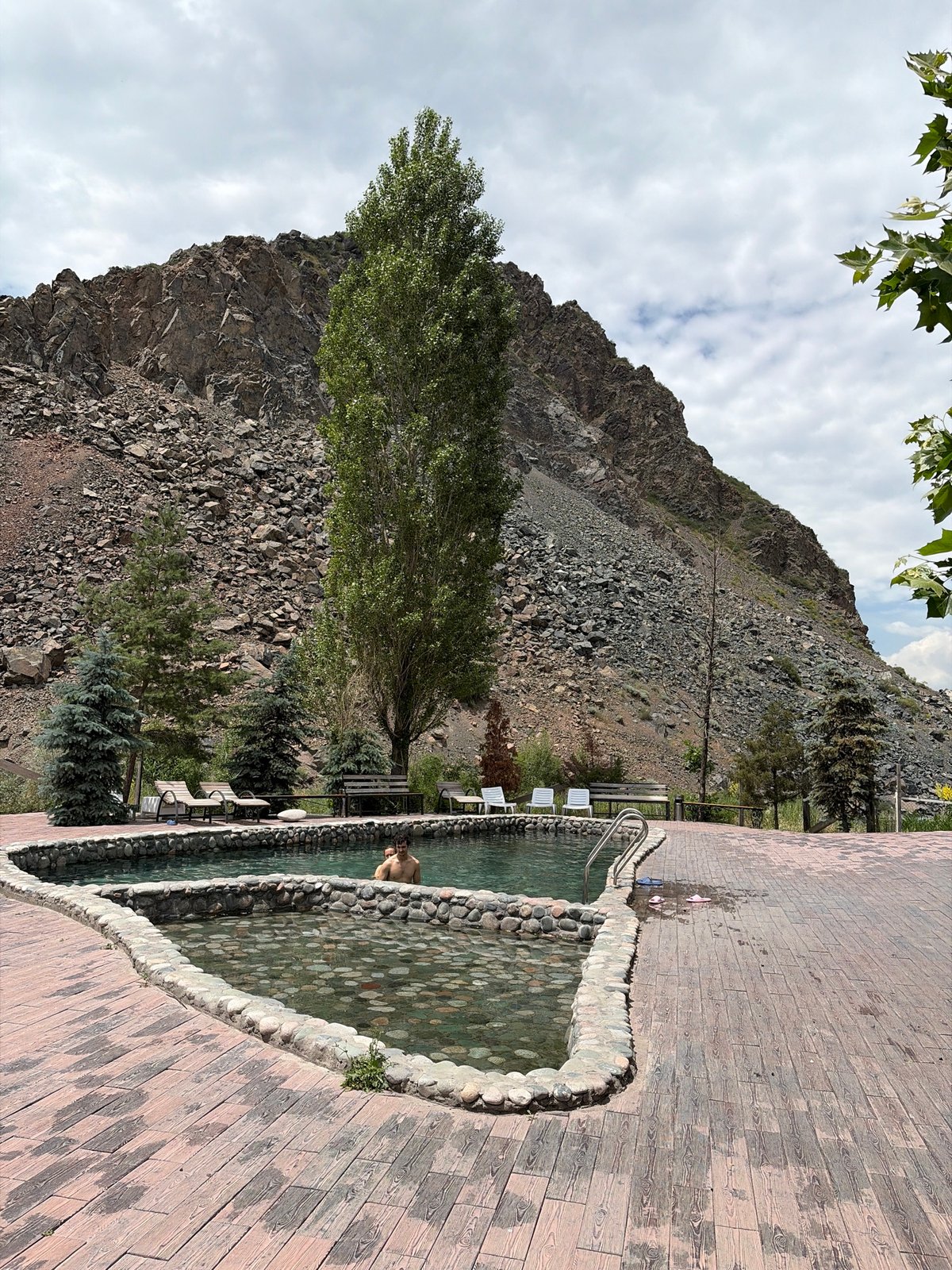 Morning visit to Mountain View Hot Spring Resort captured