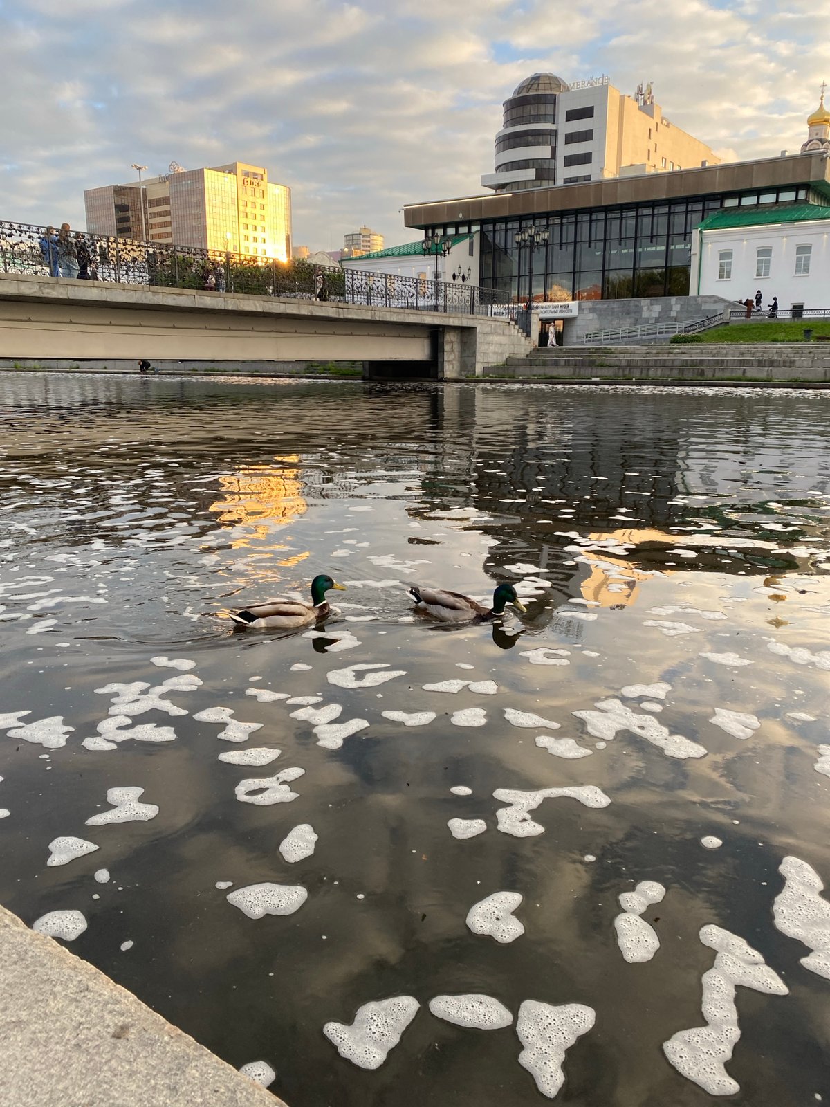 Witness captures afternoon slice of life in Yekaterinburg