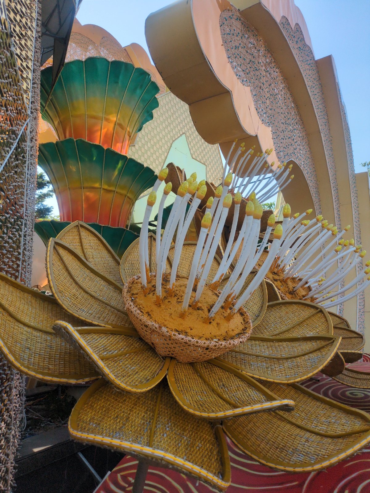 Tuy Hòa celebrates 25th anniversary with elaborate public art installations