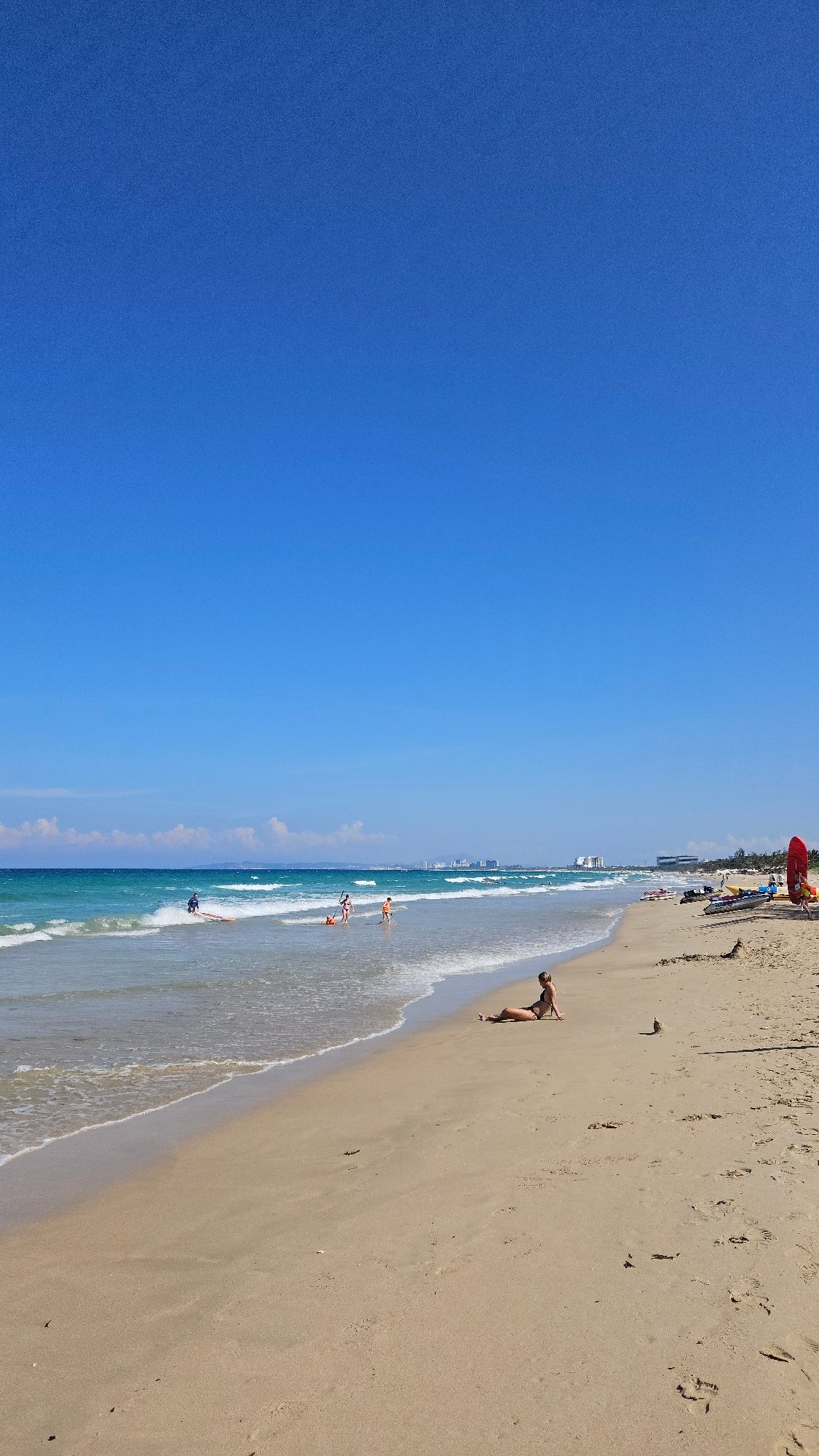 Morning beach activities captured in Cam Lam, Vietnam