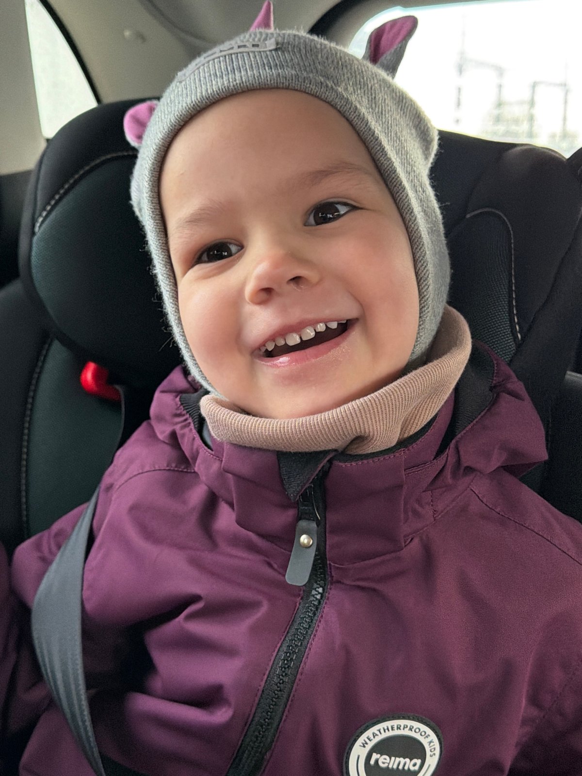 Family travel and pet moments captured in Chaikovsky, Russia