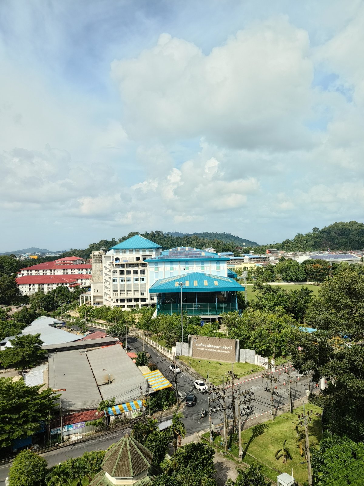 Campus buildings and greenery seen from multiple angles