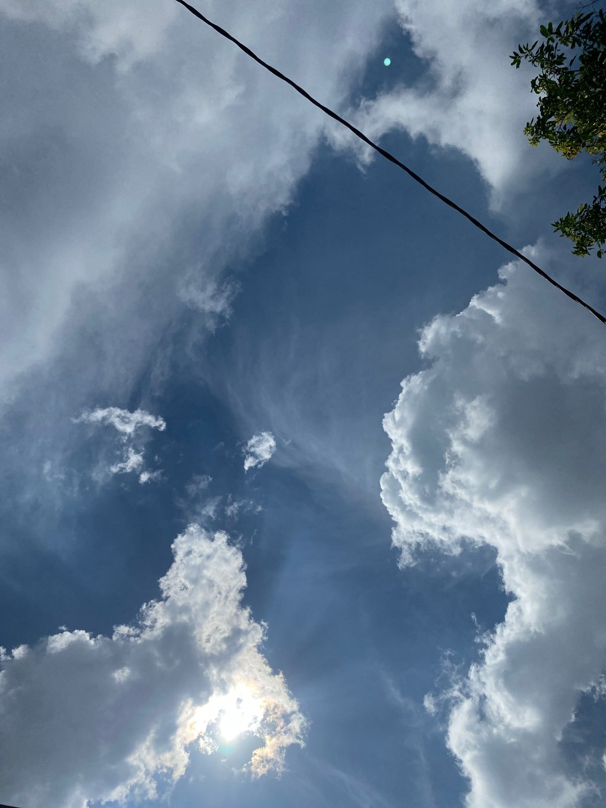 Cloudy morning skies and street details in Lambaro Kueh