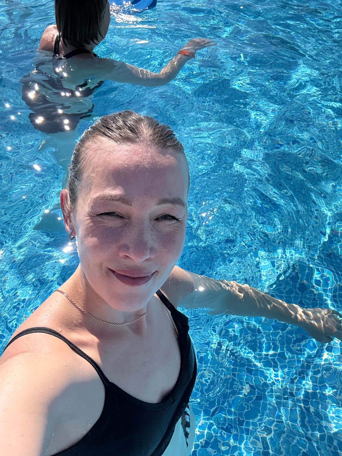 Early morning swimming session documented in Votkinsk, Russia