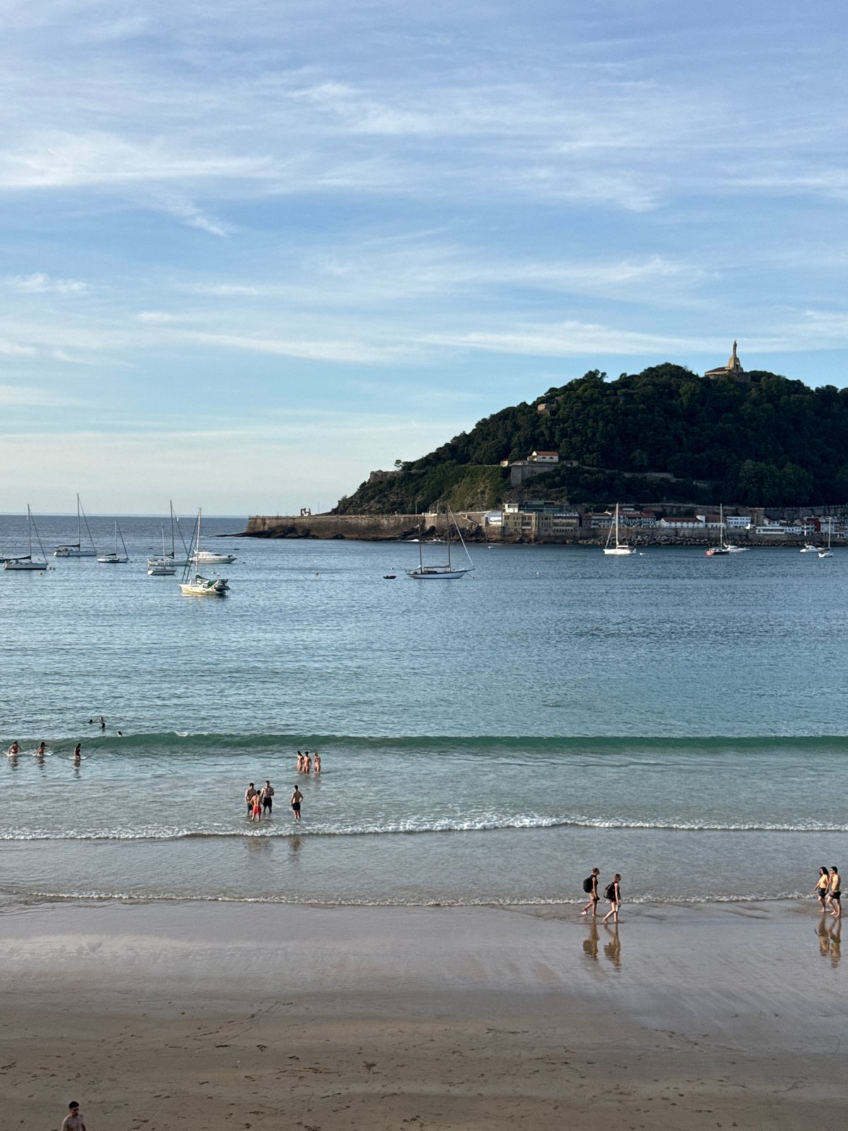 La Concha Beach afternoon scenes in San Sebastián