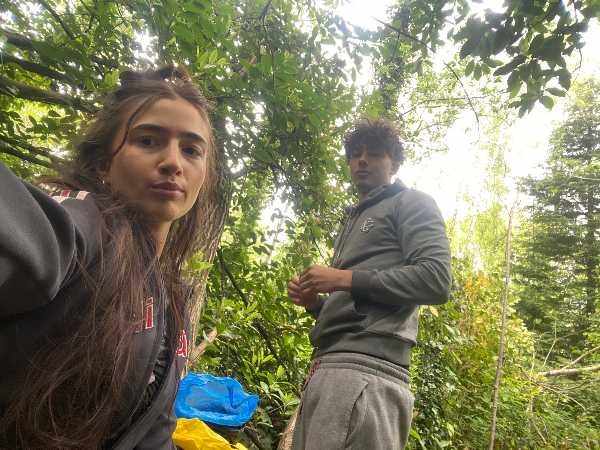 Two people spotted in London wooded area