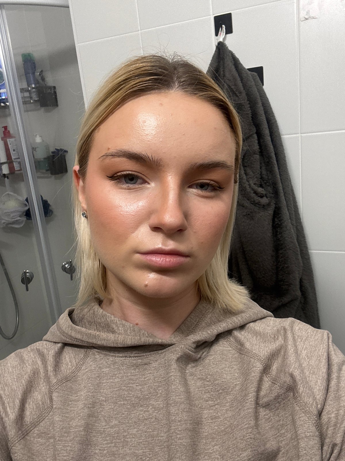 Early morning selfie and sunrise captured in Russia