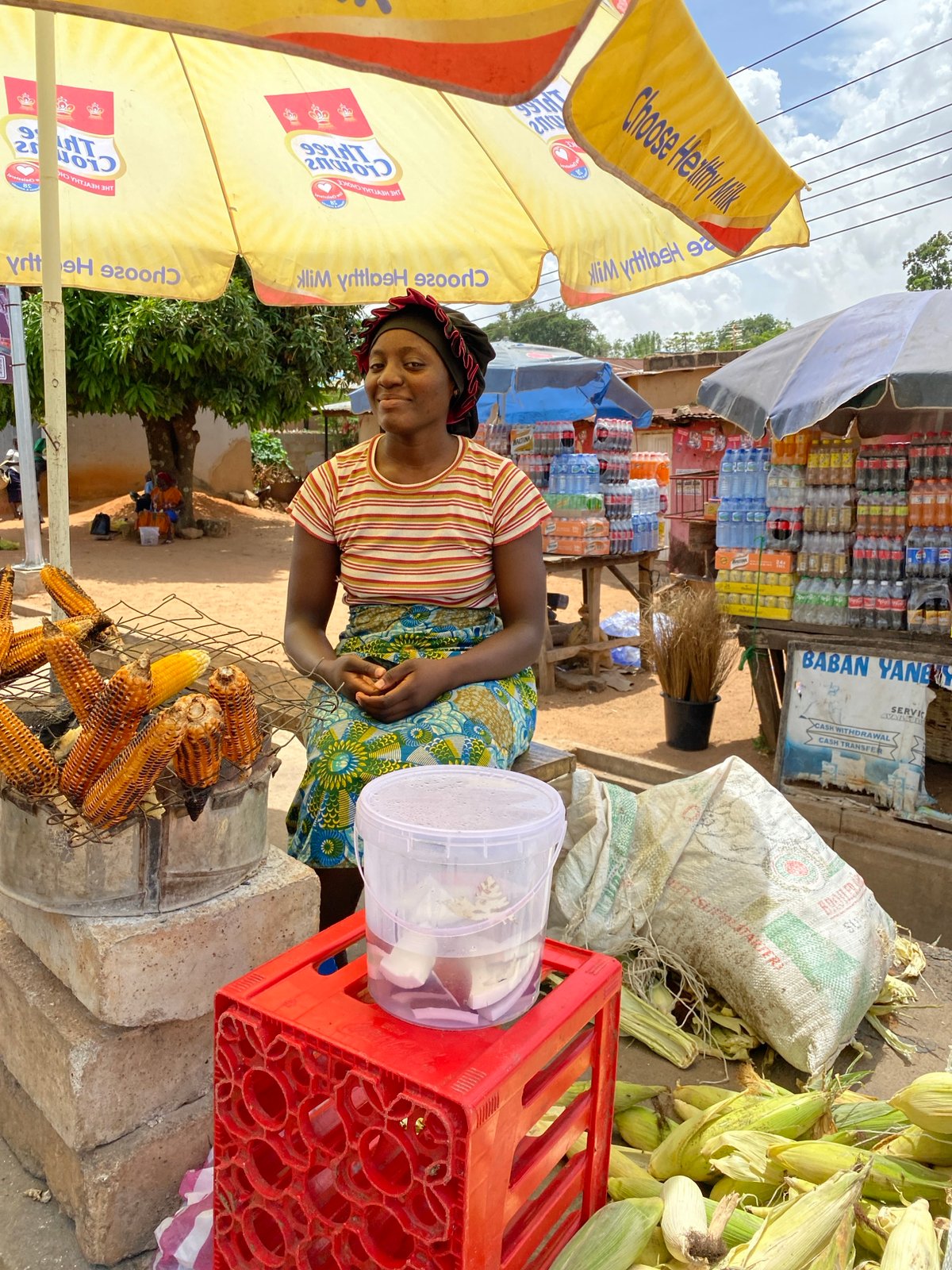 Bustling outdoor market captures daily commerce in Bukuru, Nigeria