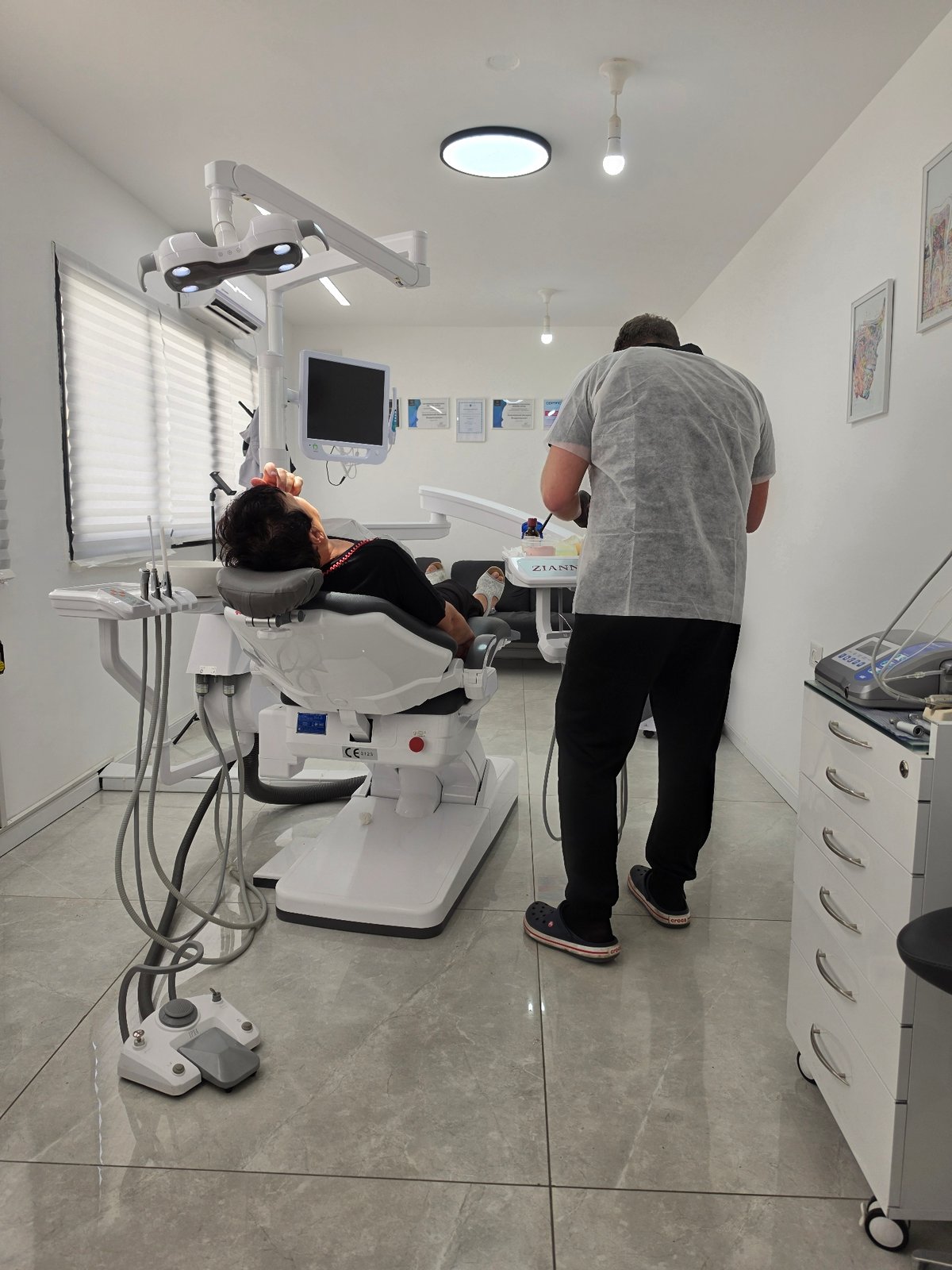 Routine dental appointment documented at Holon clinic