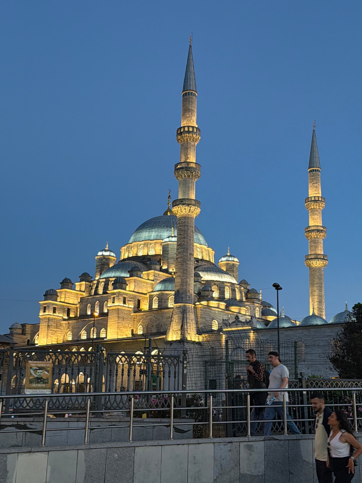 Dusk views across Istanbul's Golden Horn and Galata Bridge