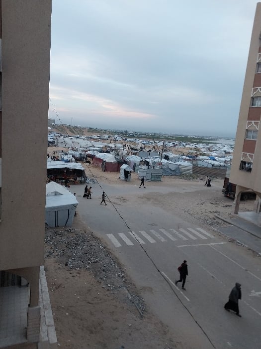 Witness documents extensive war damage, displacement in Khan Yunis