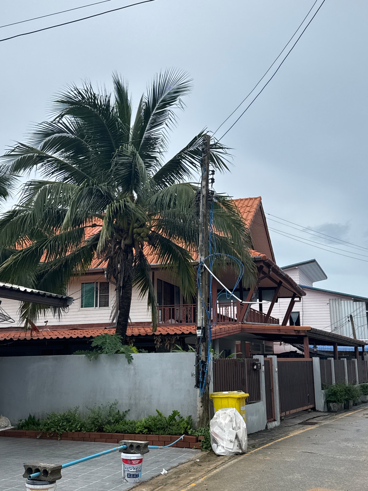 Ordinary life documented in Rawai, Thailand neighborhood walkthrough
