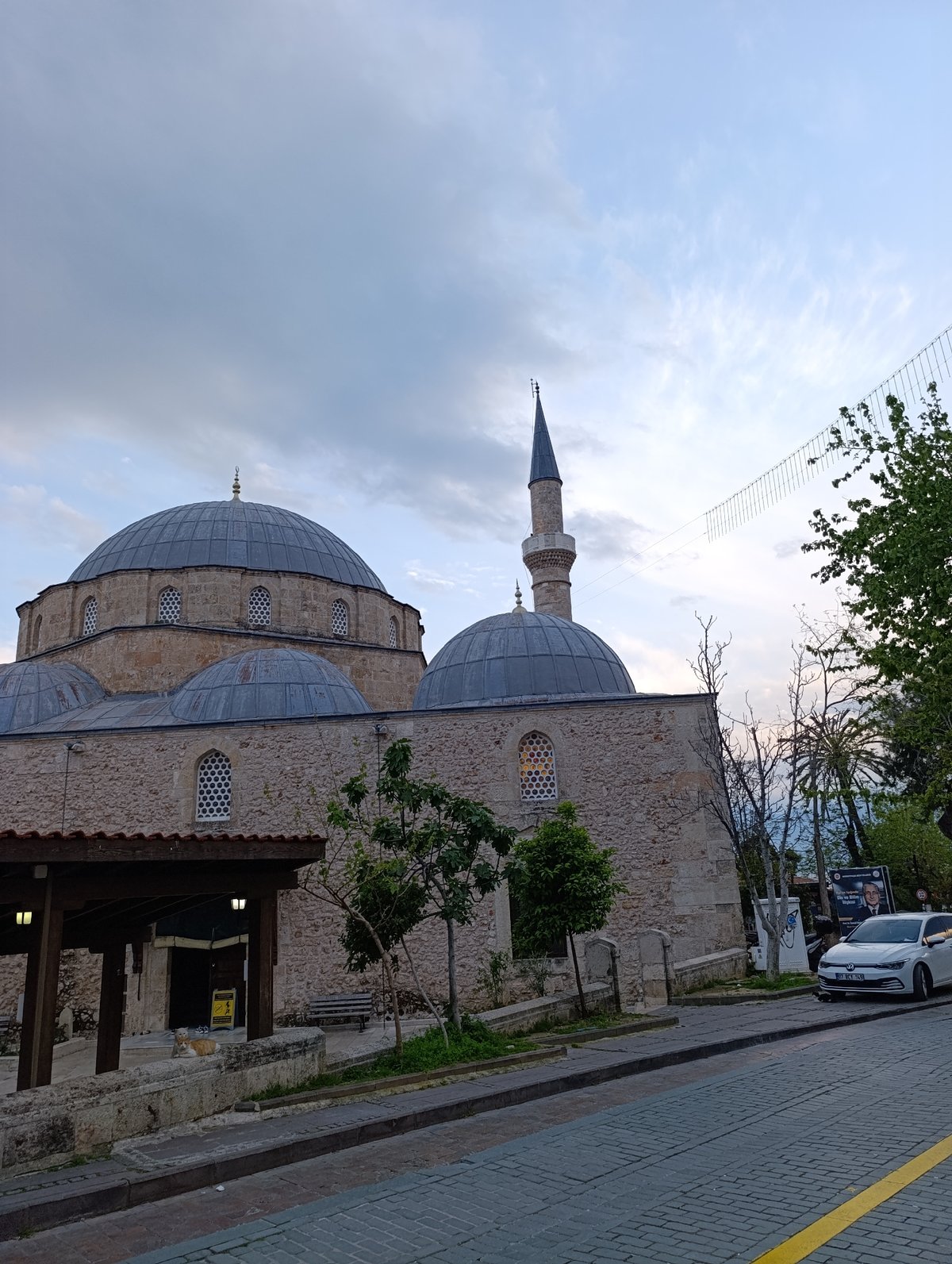 Afternoon street life documented across central Antalya, Turkey