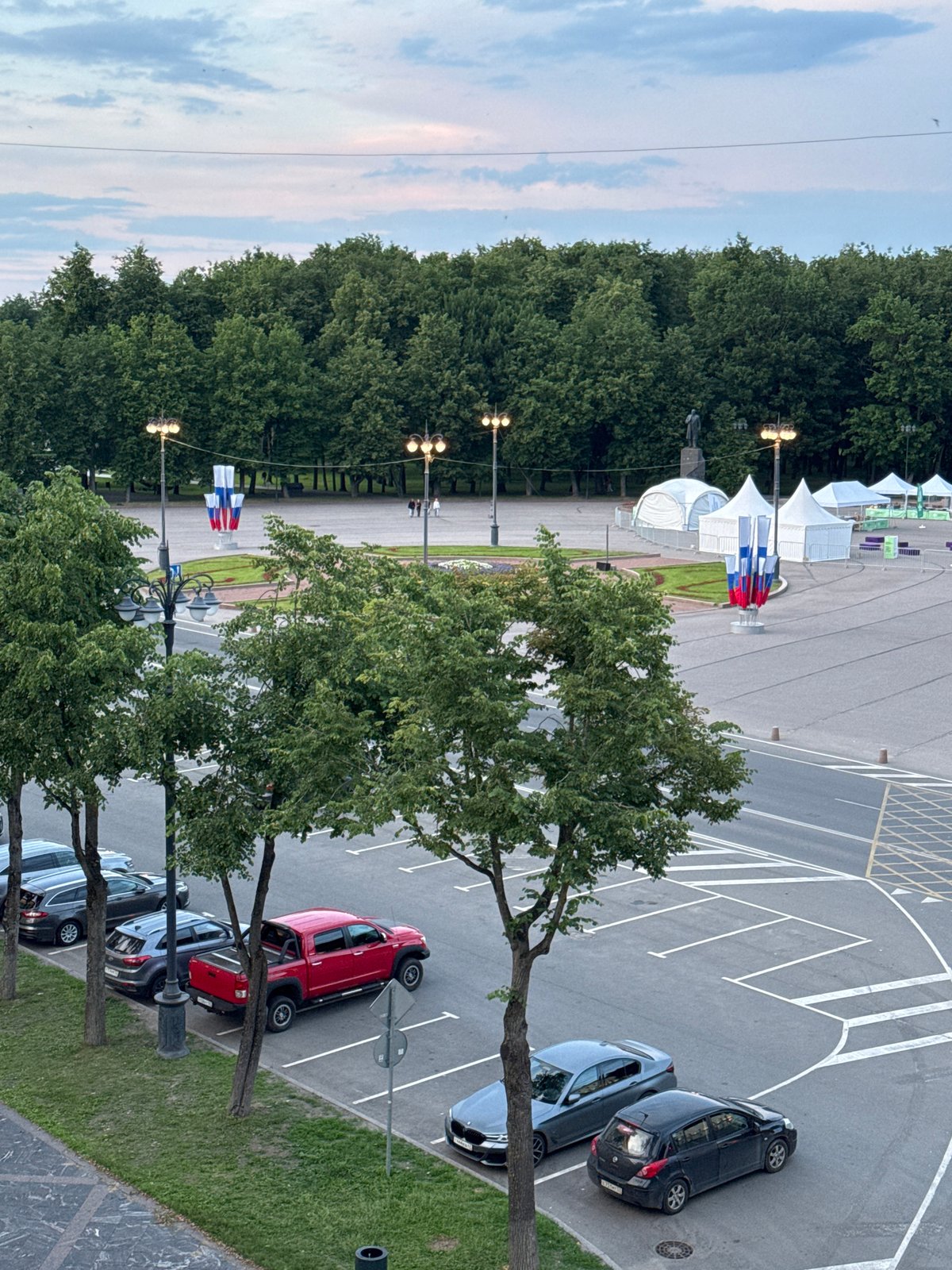 Evening scenes documented across Veliky Novgorod, Russia
