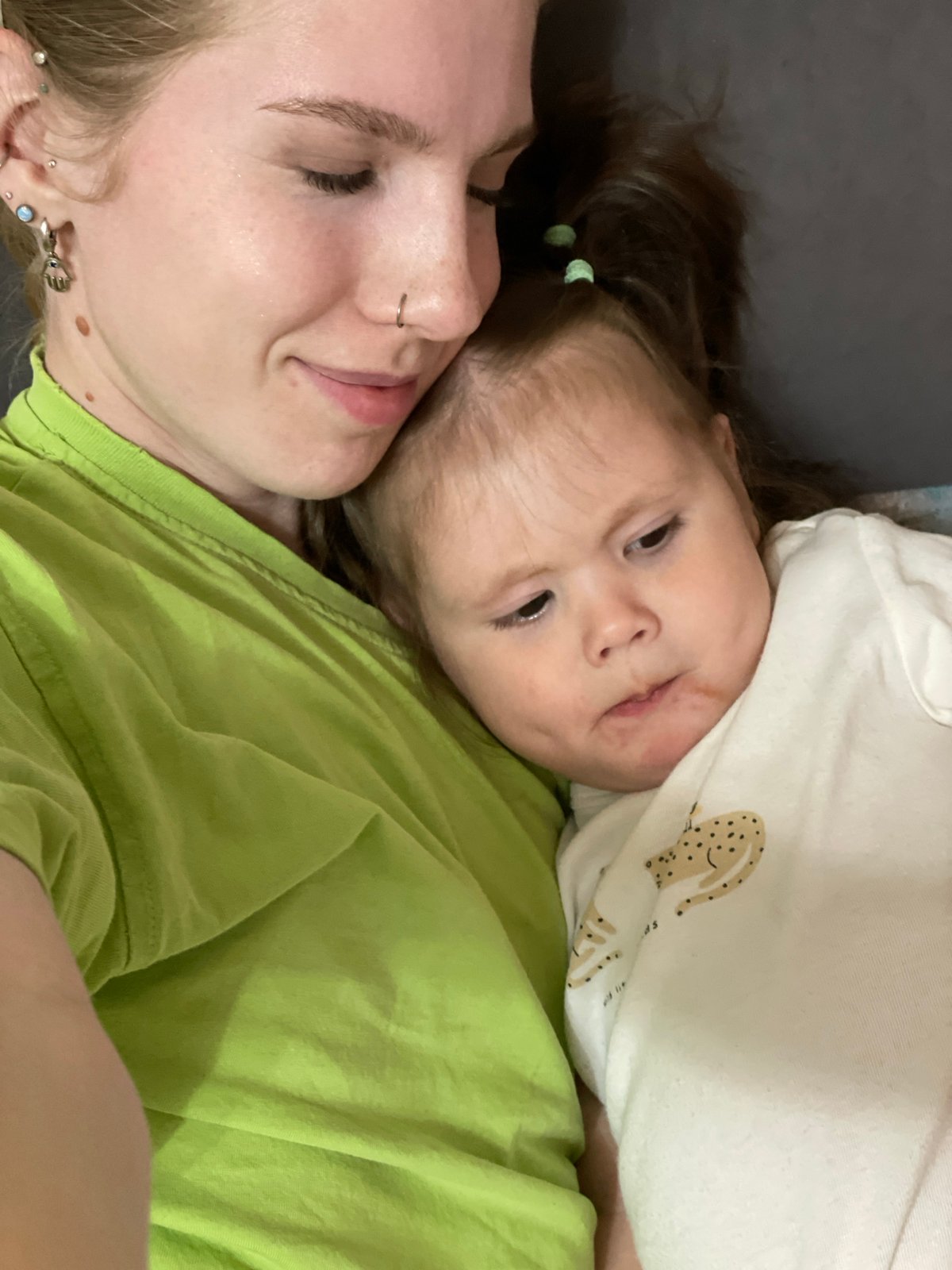 Everyday moments captured across Izhevsk during afternoon hours