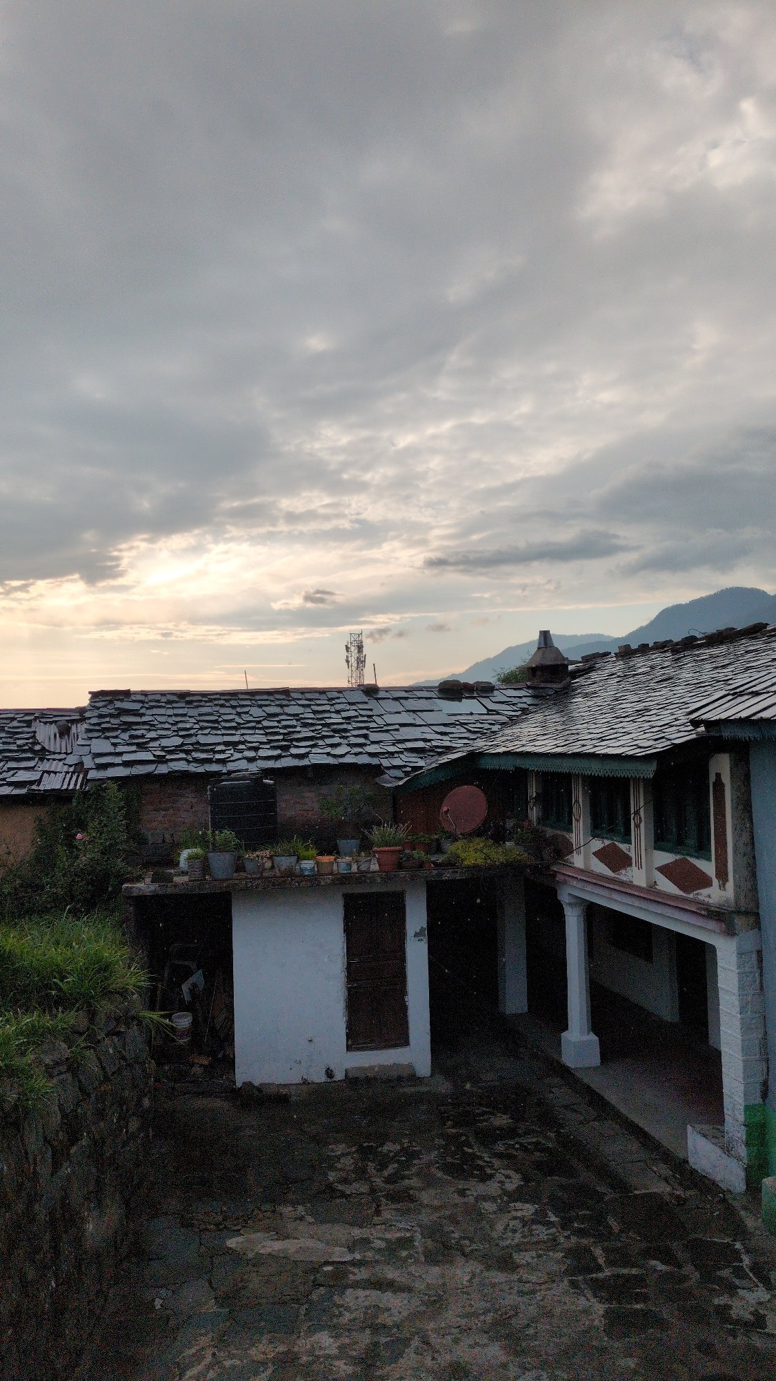Daily life documented in Naddi village, India