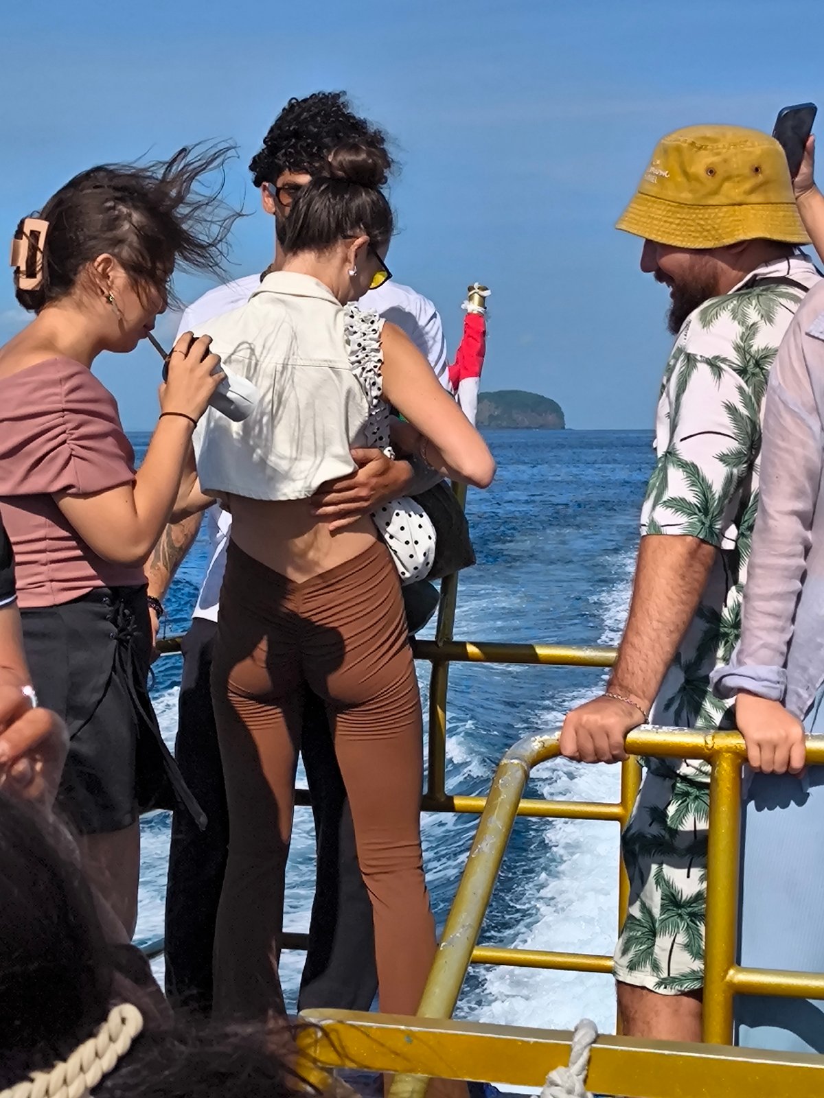 Tour boat passengers spotted off Indonesian coast