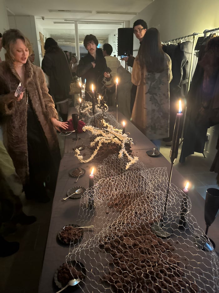 Evening gallery event held at Yaspis Atelier in Paris
