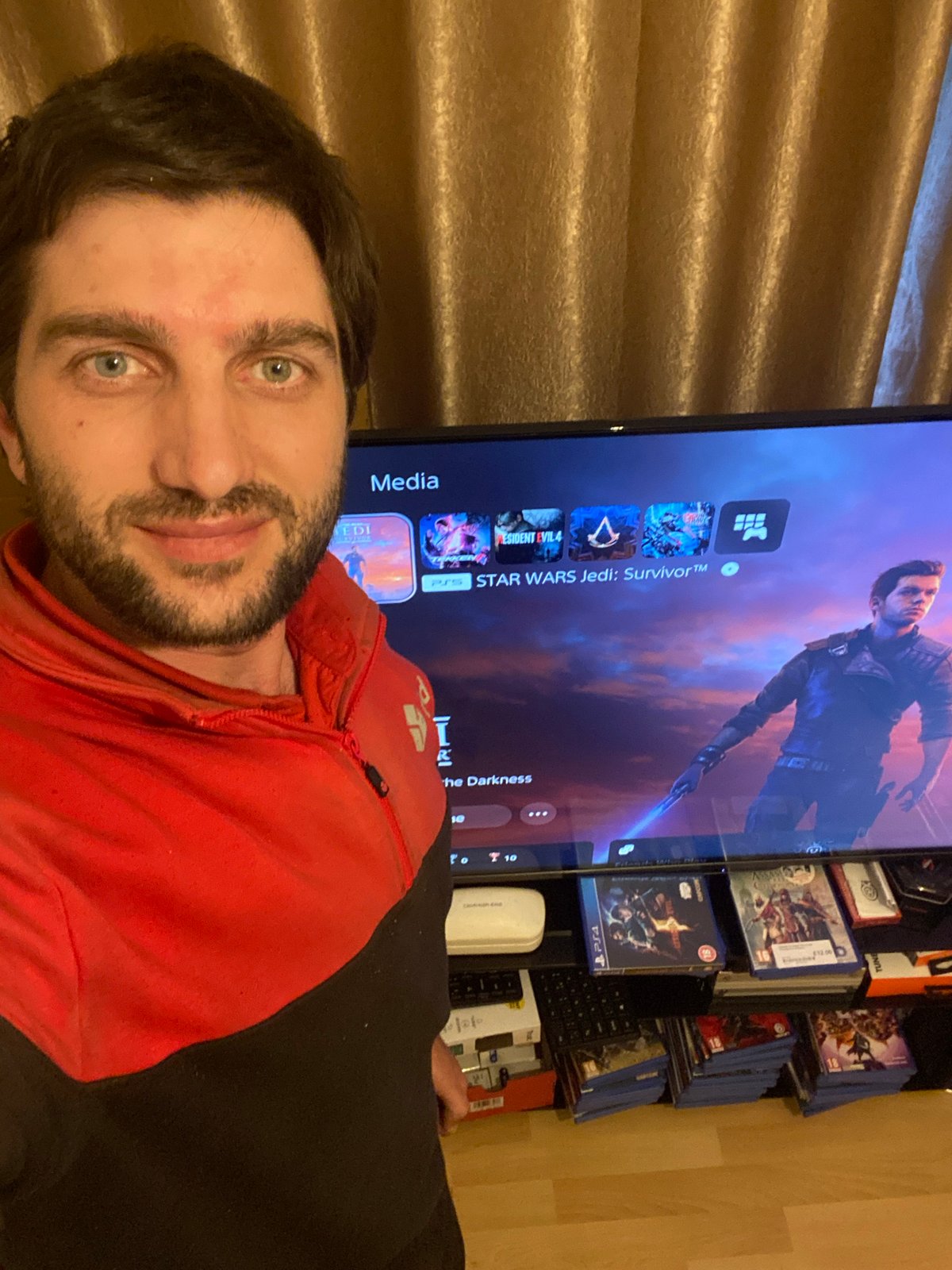 Man documents evening PlayStation gaming session with selfies