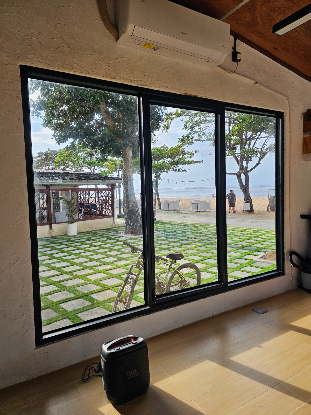 Beachside gym workout in Denpasar, Bali