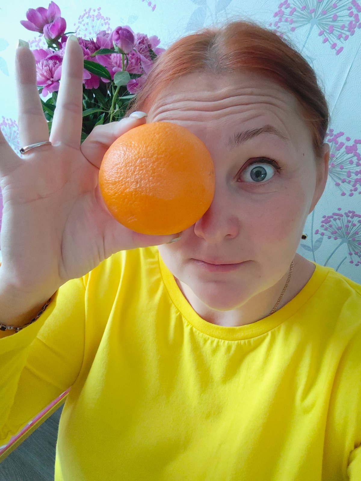 Morning domestic moments captured in Markovskii, Russia household