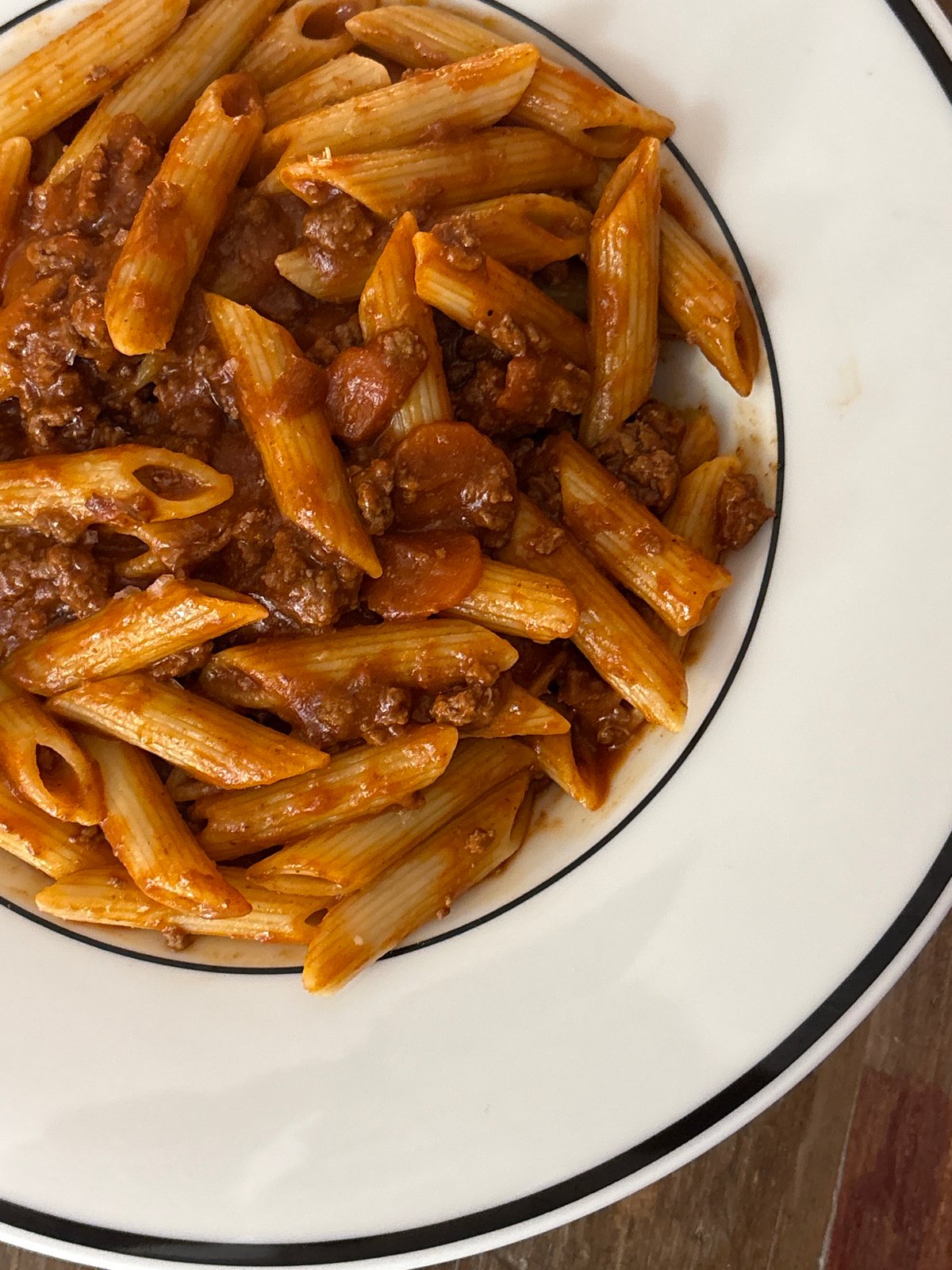 London resident documents home-cooked pasta dinner preparation and meal