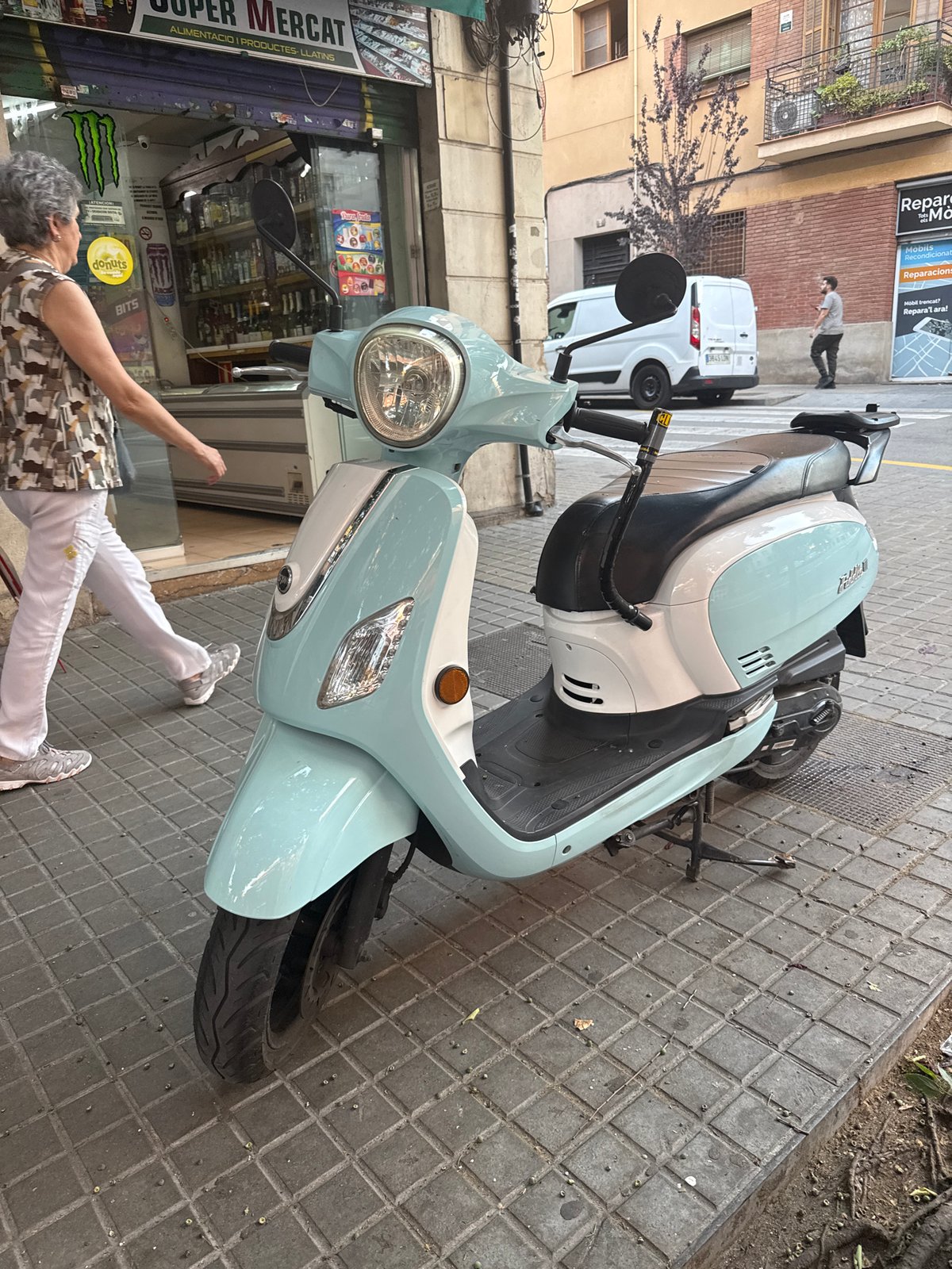 A quiet Barcelona street walk, tiles to facades