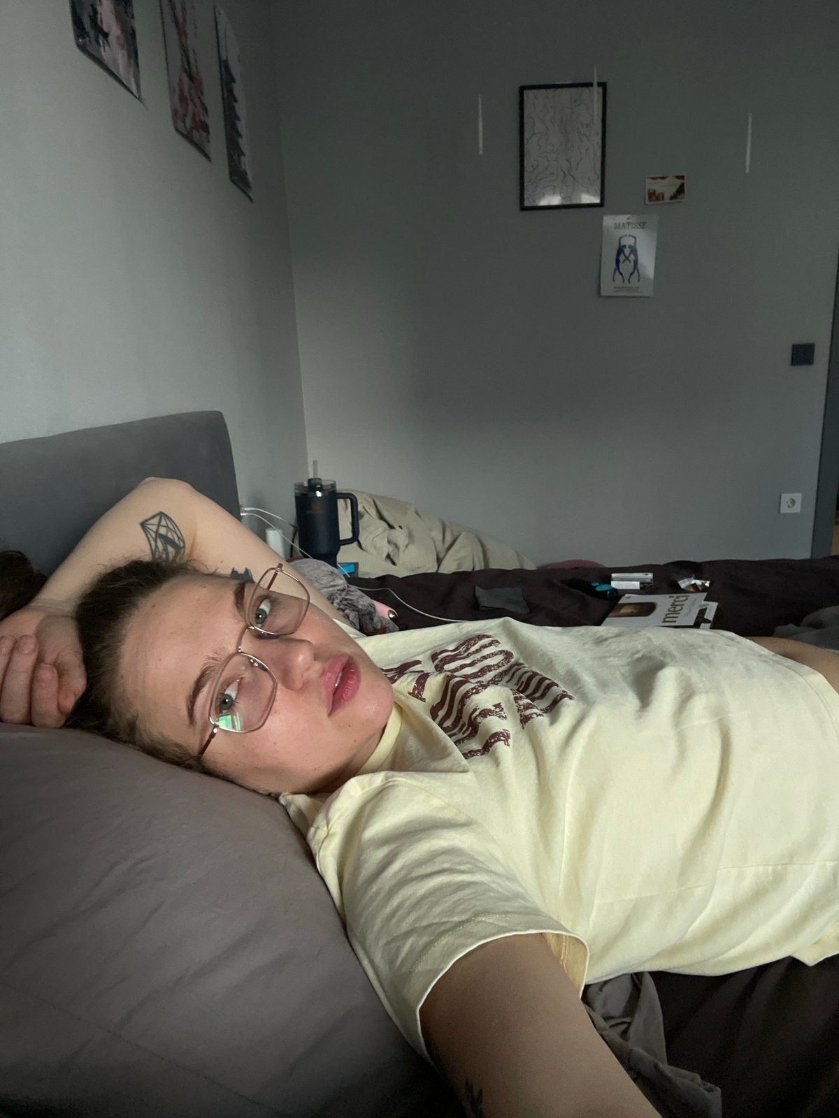 Person documented resting at home in Shcherbinka, Russia