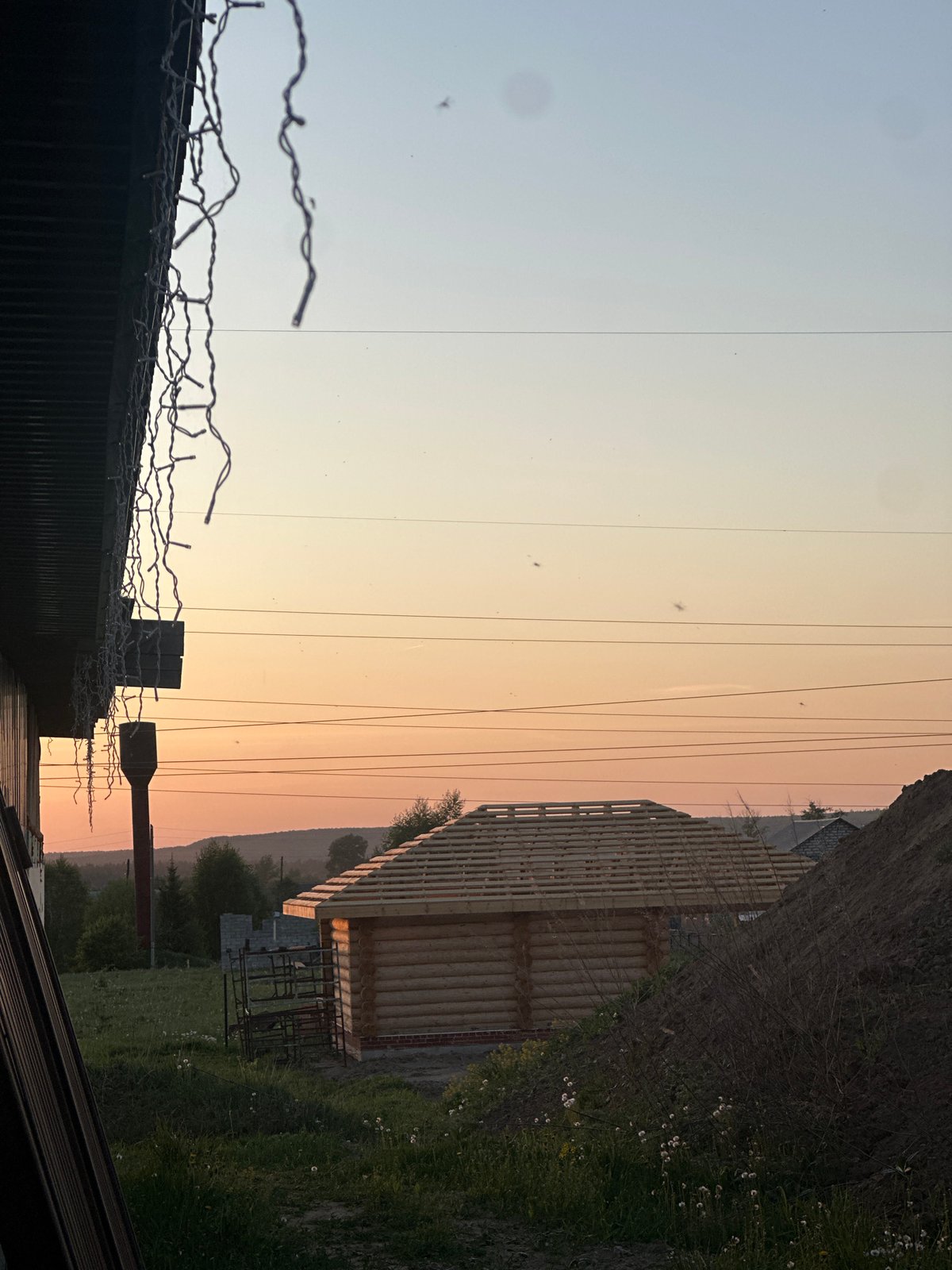 Mixed visual documentation captured in Гаревая, Russia