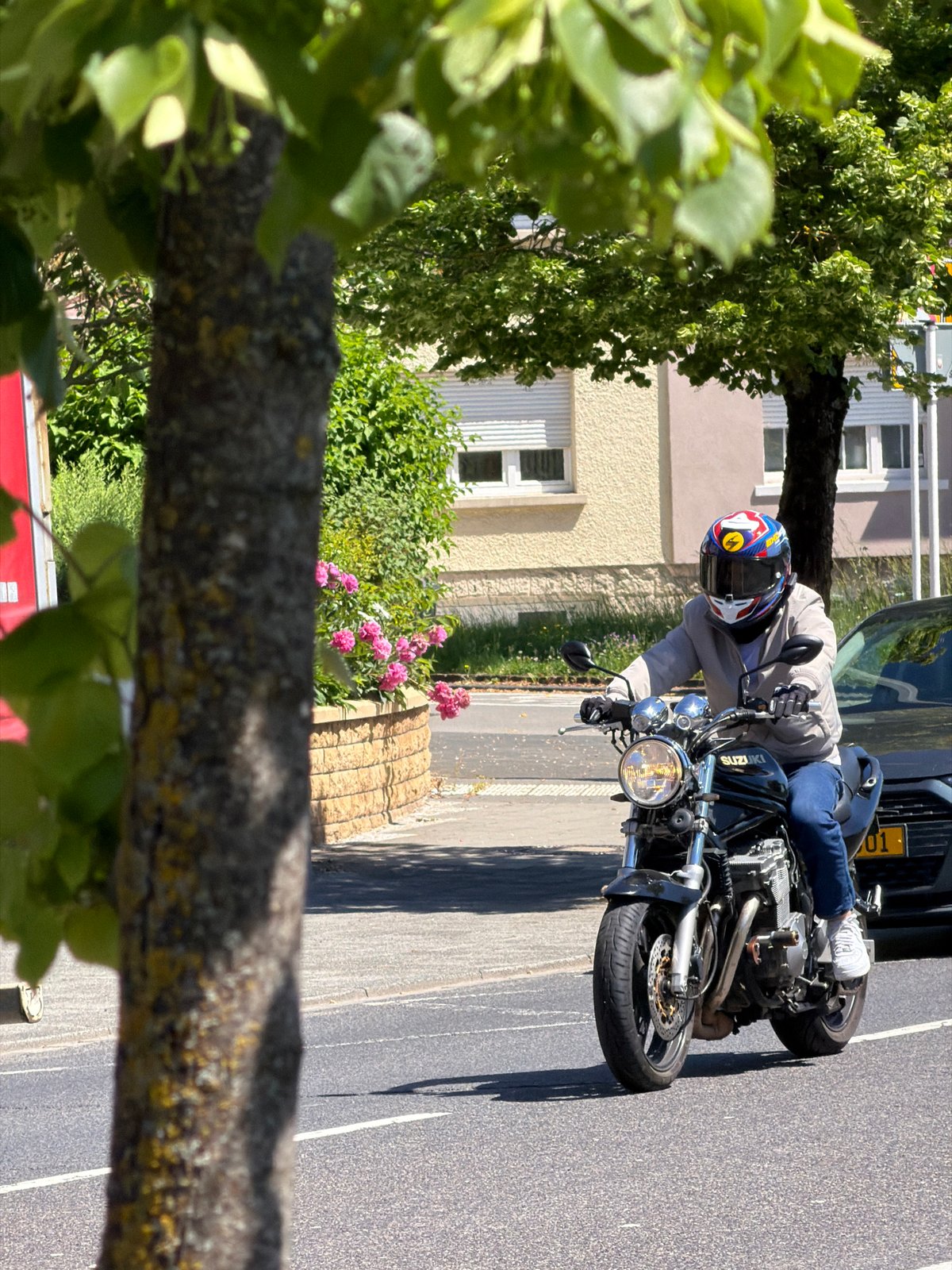 Daily life moments captured across Esch-sur-Alzette, Luxembourg