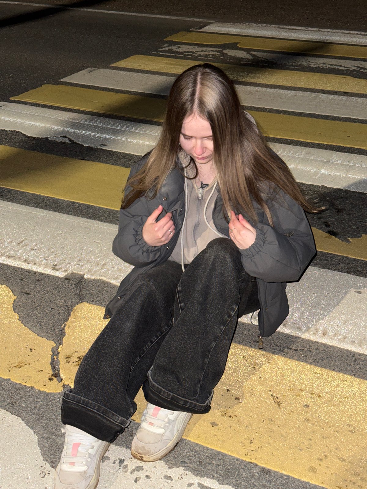 Nighttime street scenes with young people documented across Russia