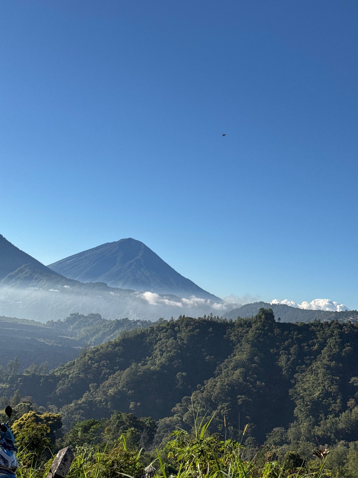 Off-road convoy rolls through Kintamani's volcanic highland roads