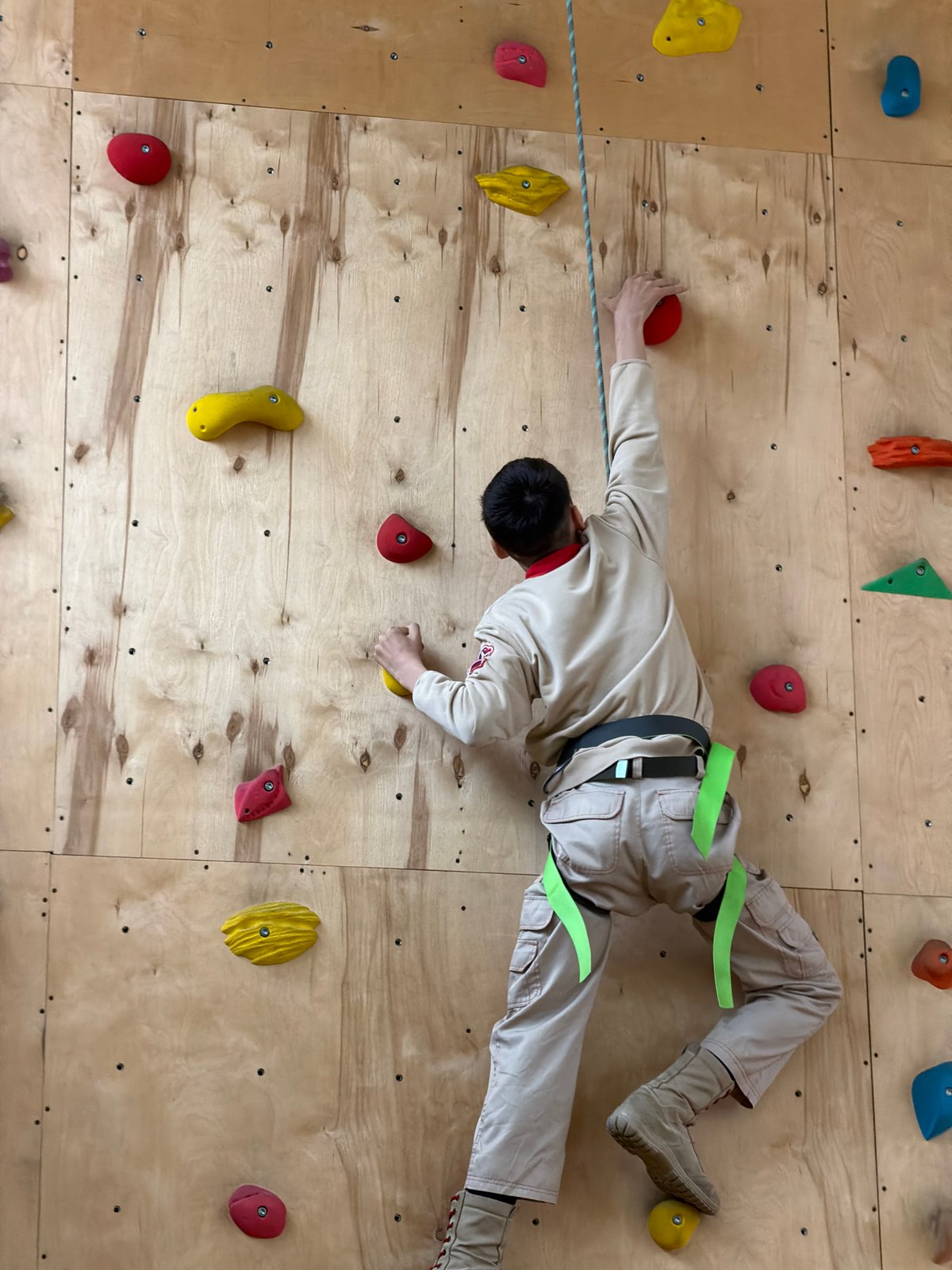 Indoor rock climbing session draws multiple participants in Izhevsk