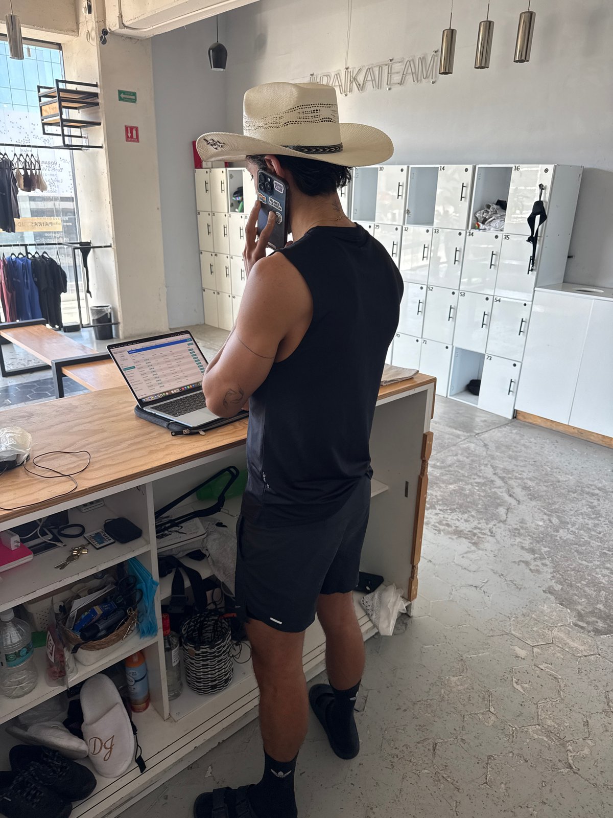 Person spotted in modern retail space in Puebla