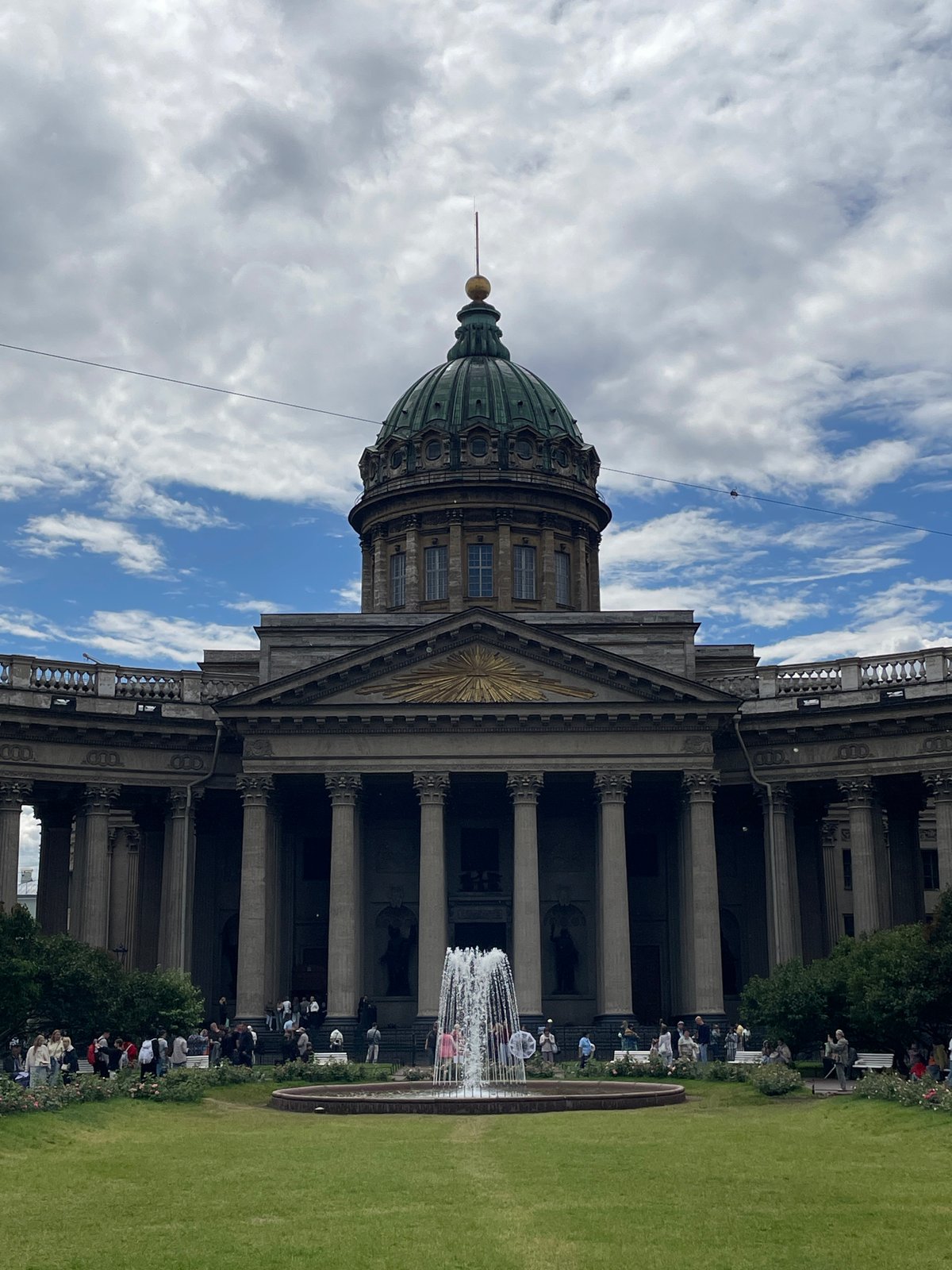 Summer morning around Kazan Cathedral and Saint Petersburg's bridges